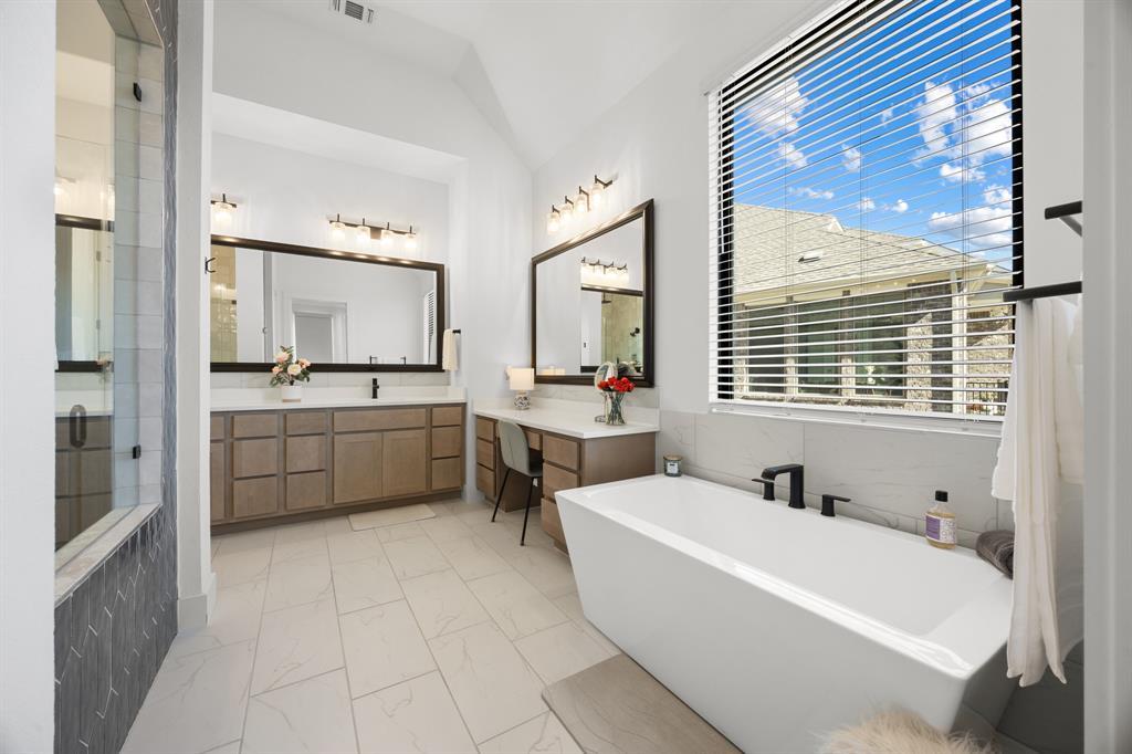 212 Texas Bluebonnet TRL