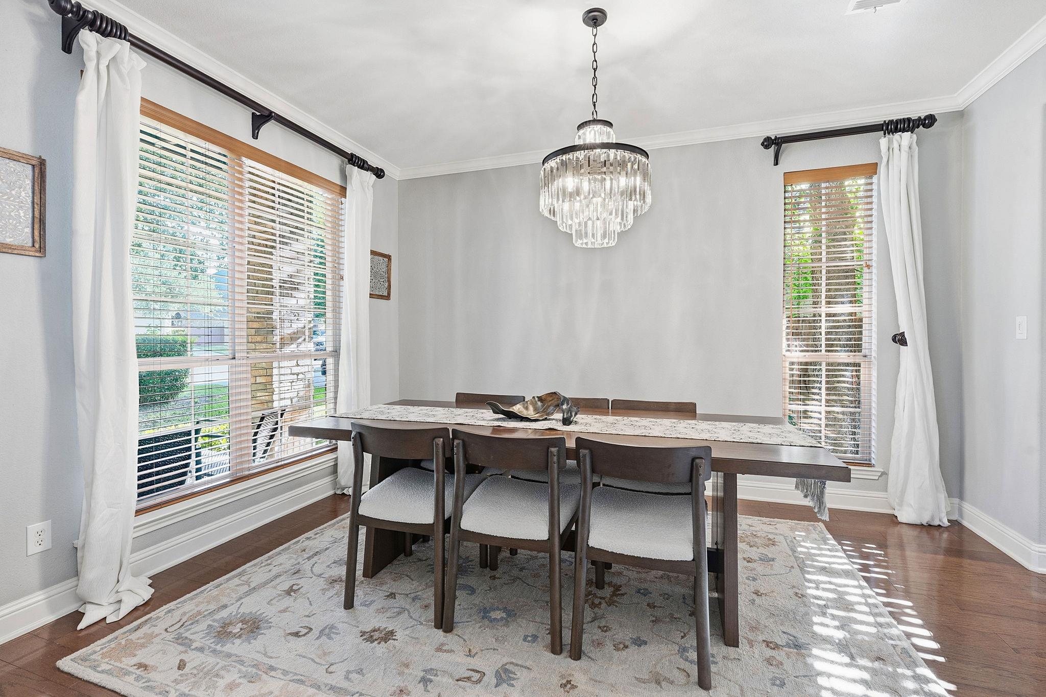 2126 Clear Lake PL