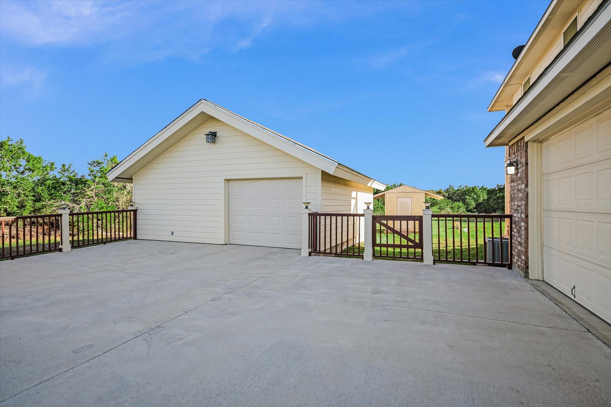 130 CAVE SPRINGS RD