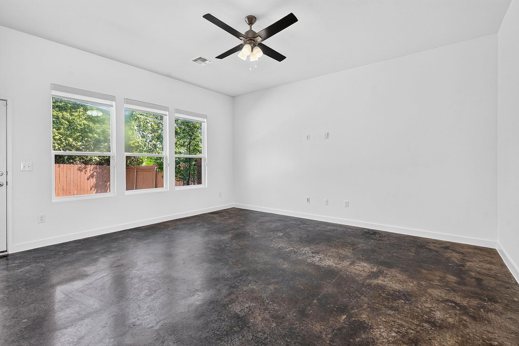 1404 Limelight LN