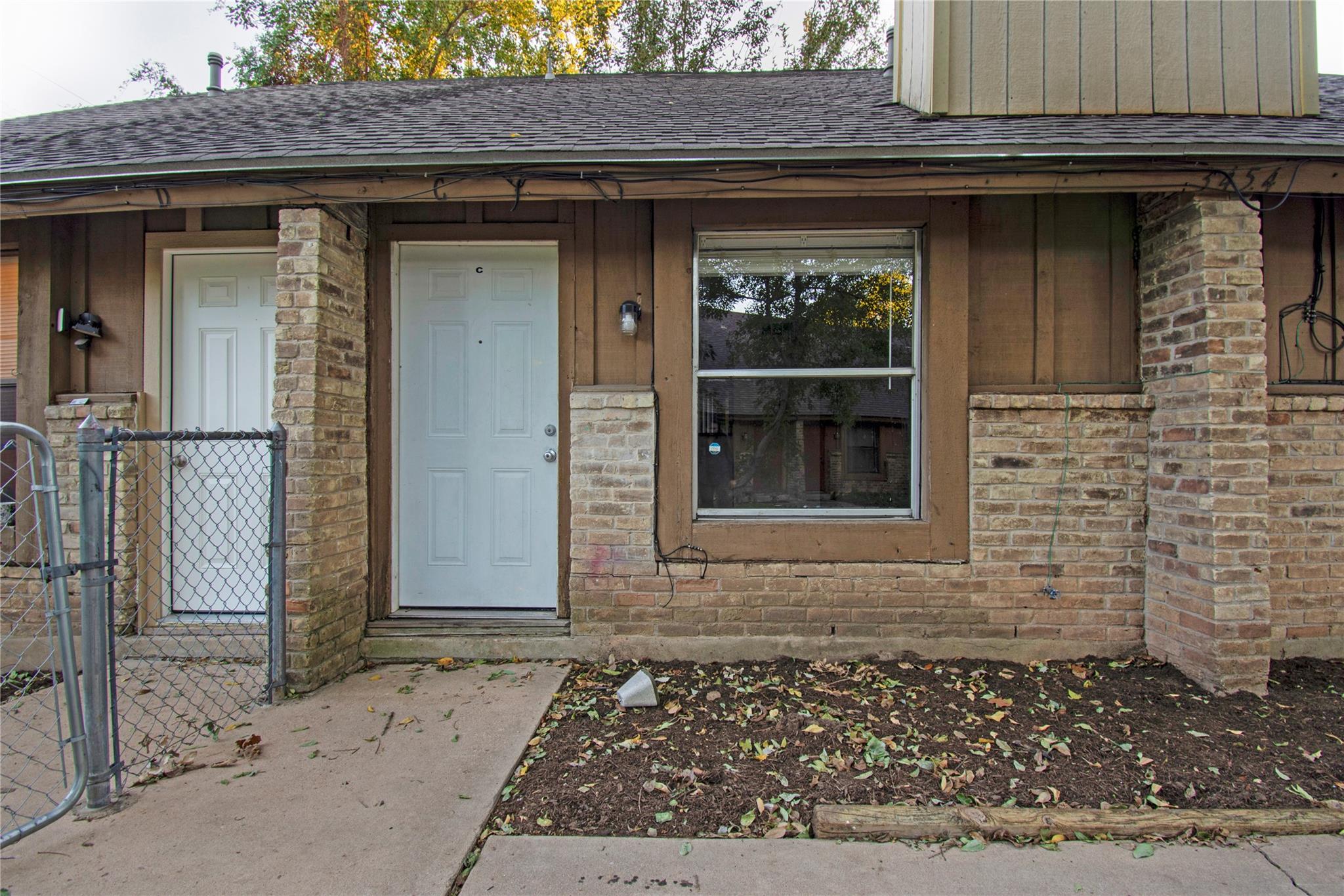 3454 Willowrun DR # C