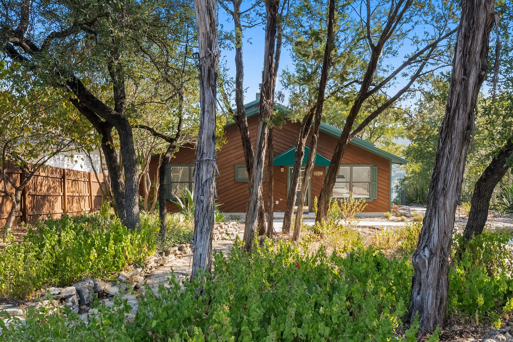 18300 West Rim DR, Jonestown