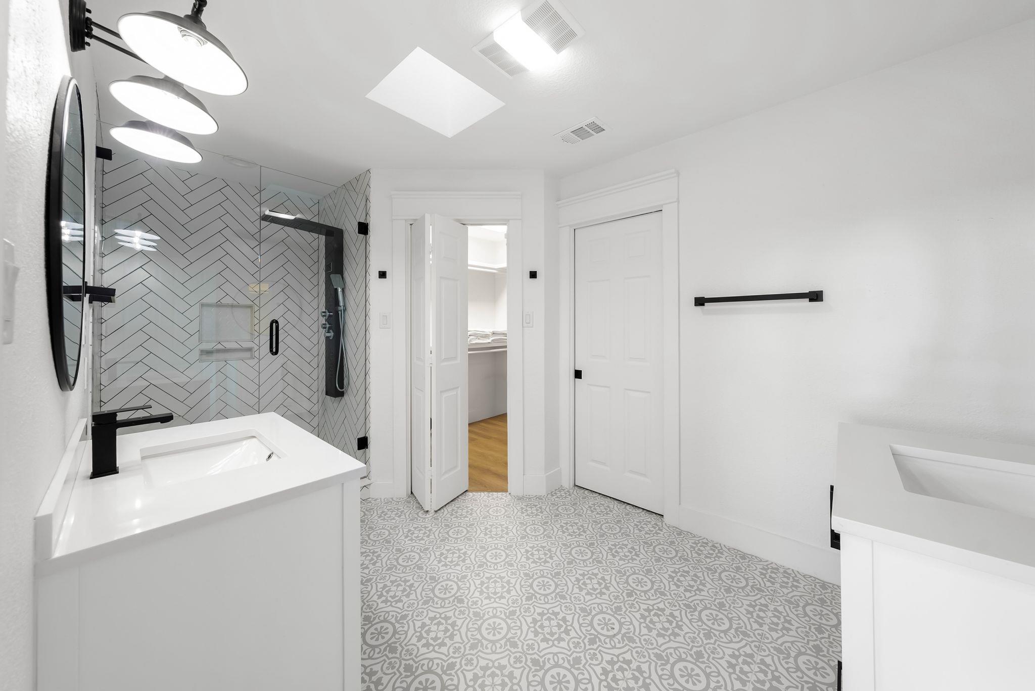 18300 West Rim DR, Jonestown