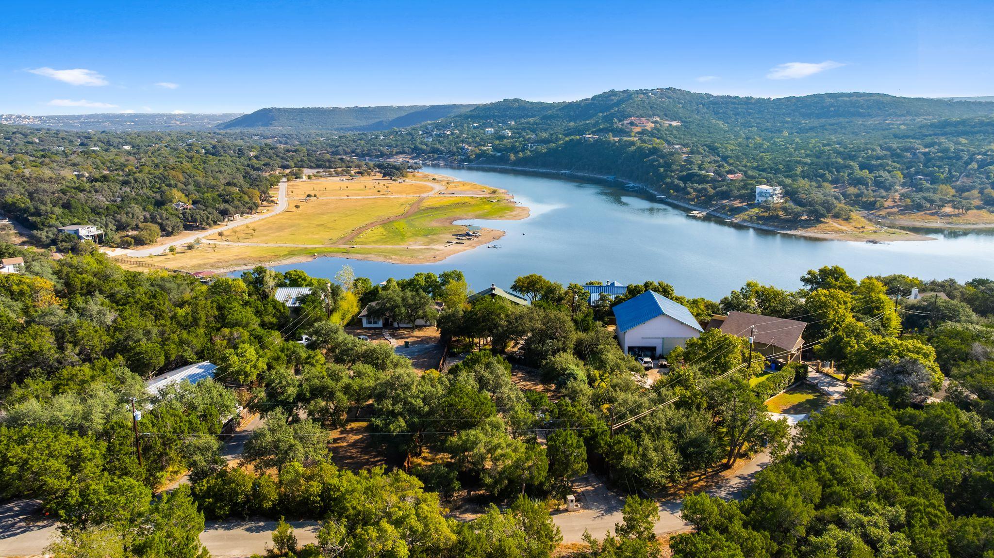 18300 West Rim DR, Jonestown