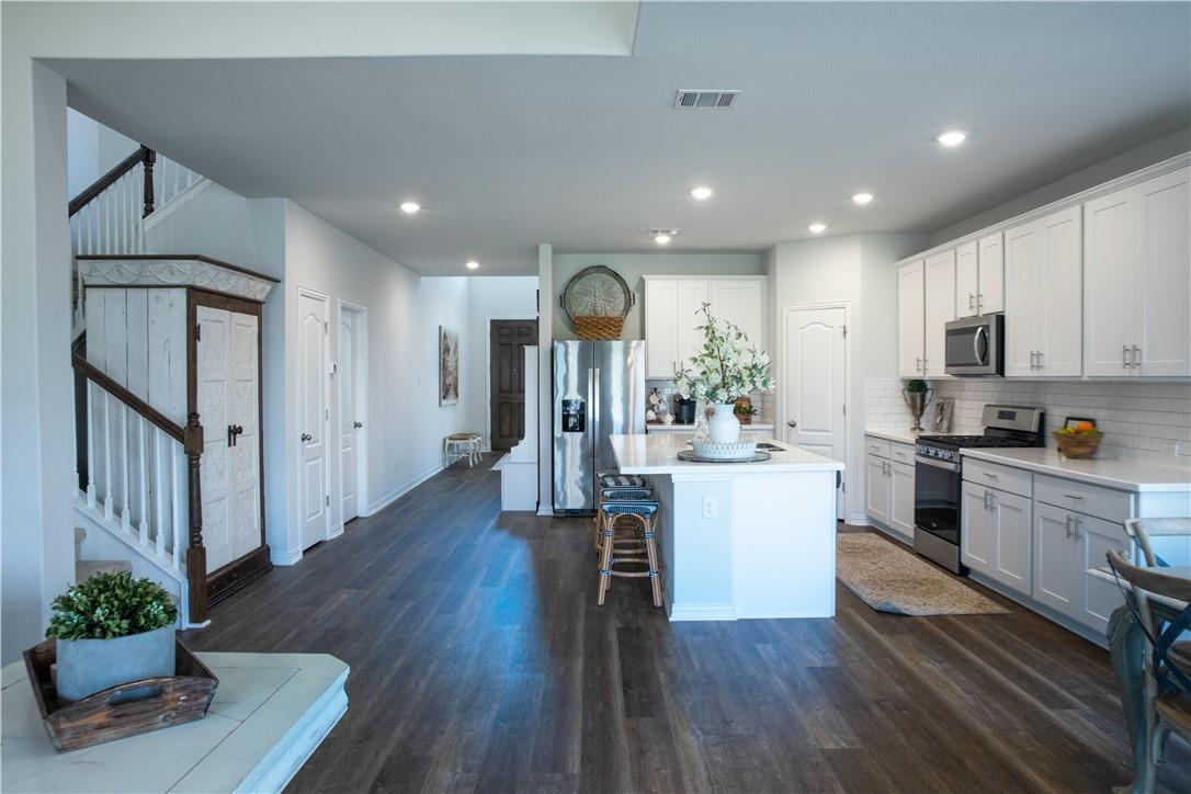 770 Leadtree Loop
