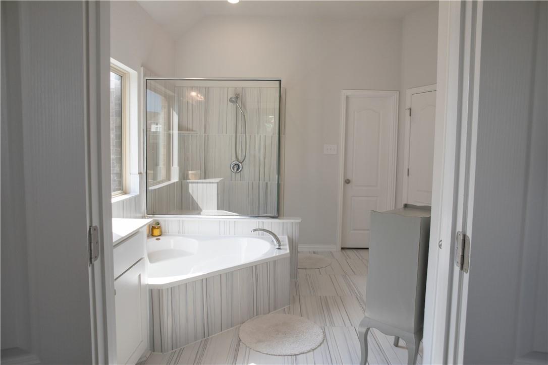 770 Leadtree Loop