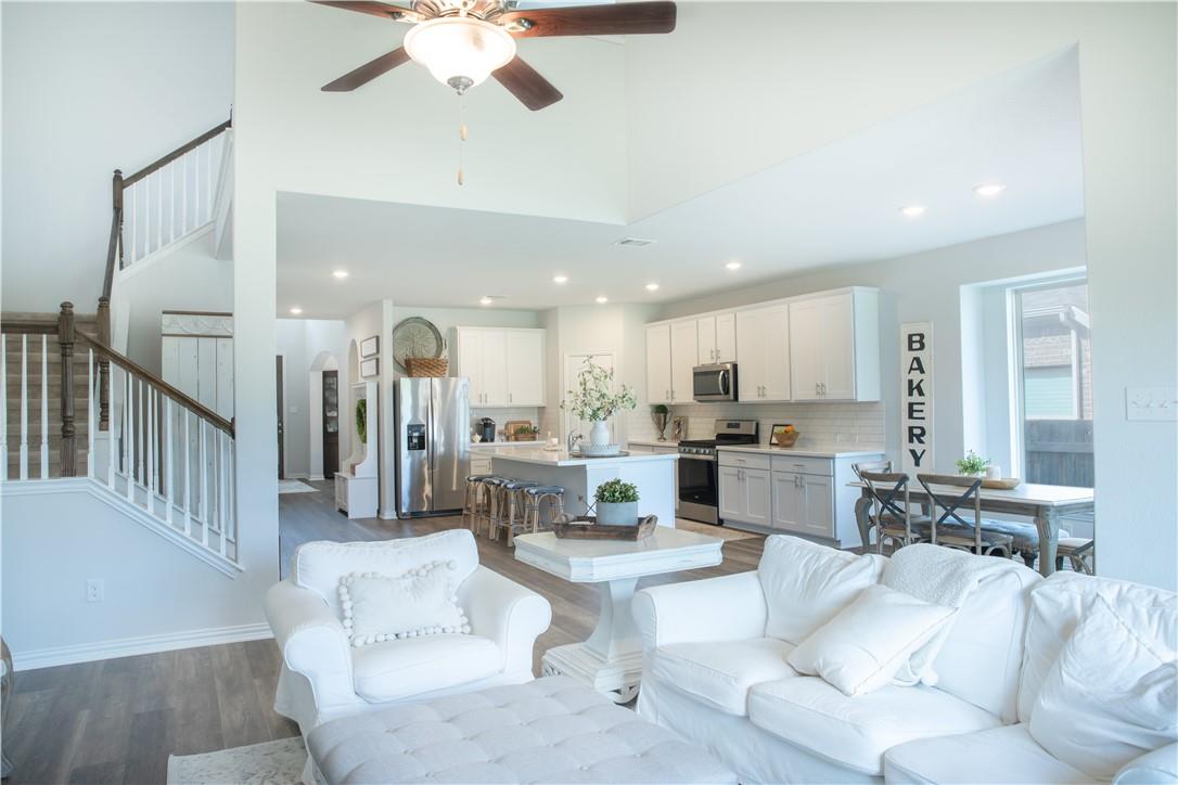 770 Leadtree Loop