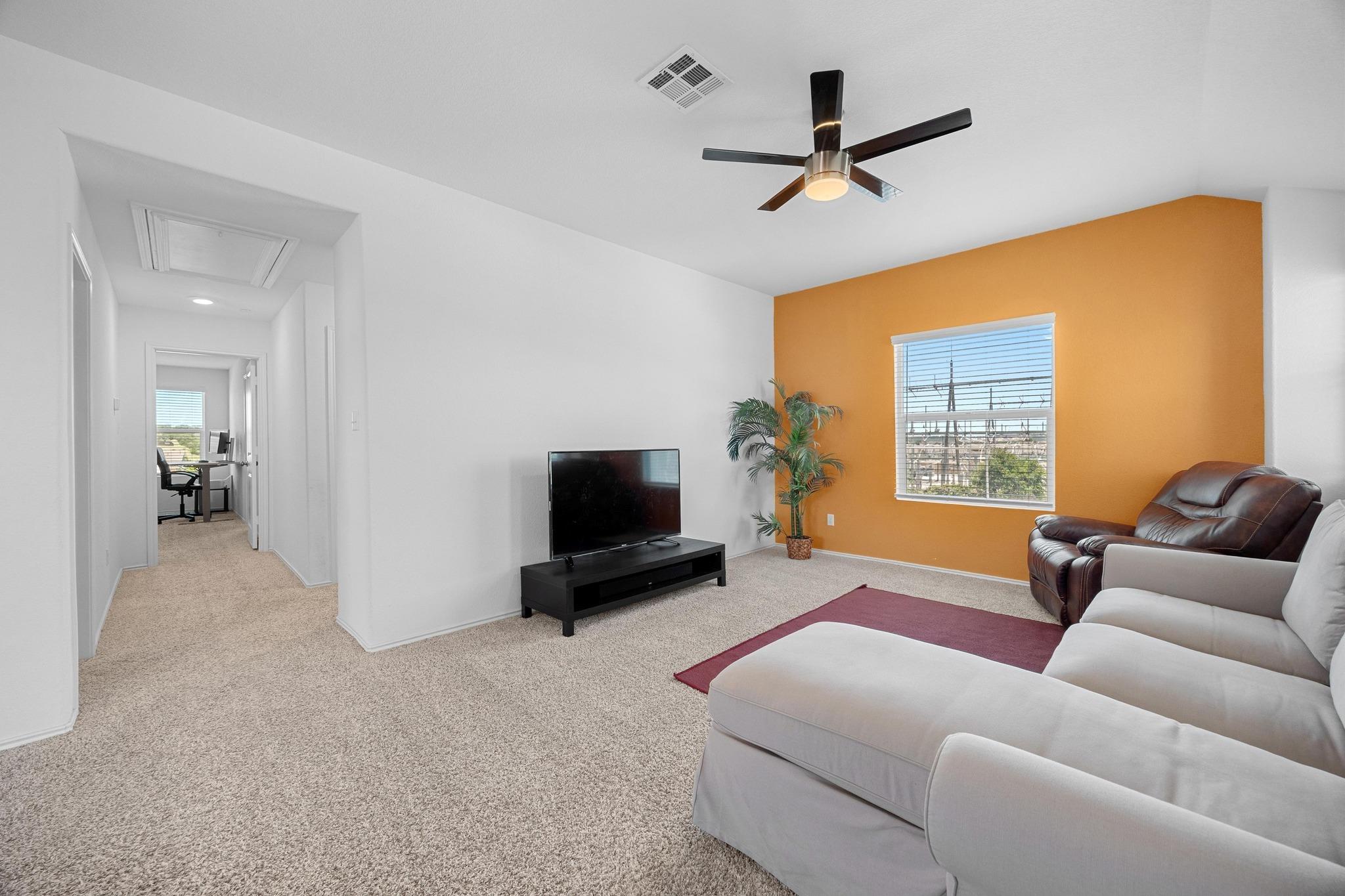 325 Majestic Cedar CT