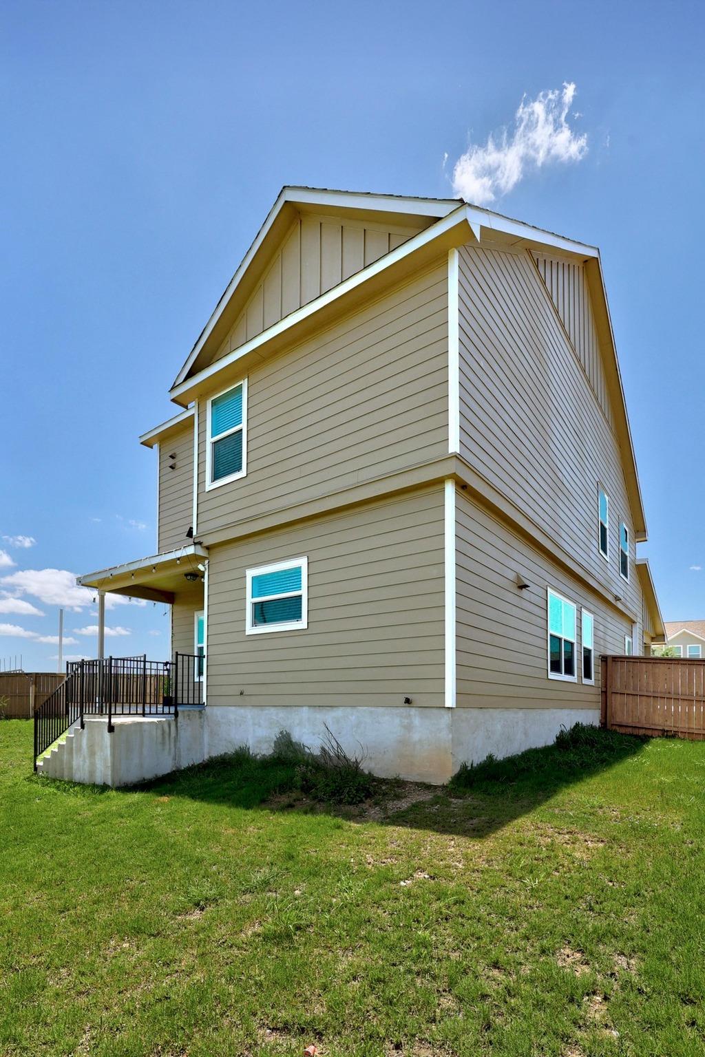 325 Majestic Cedar CT