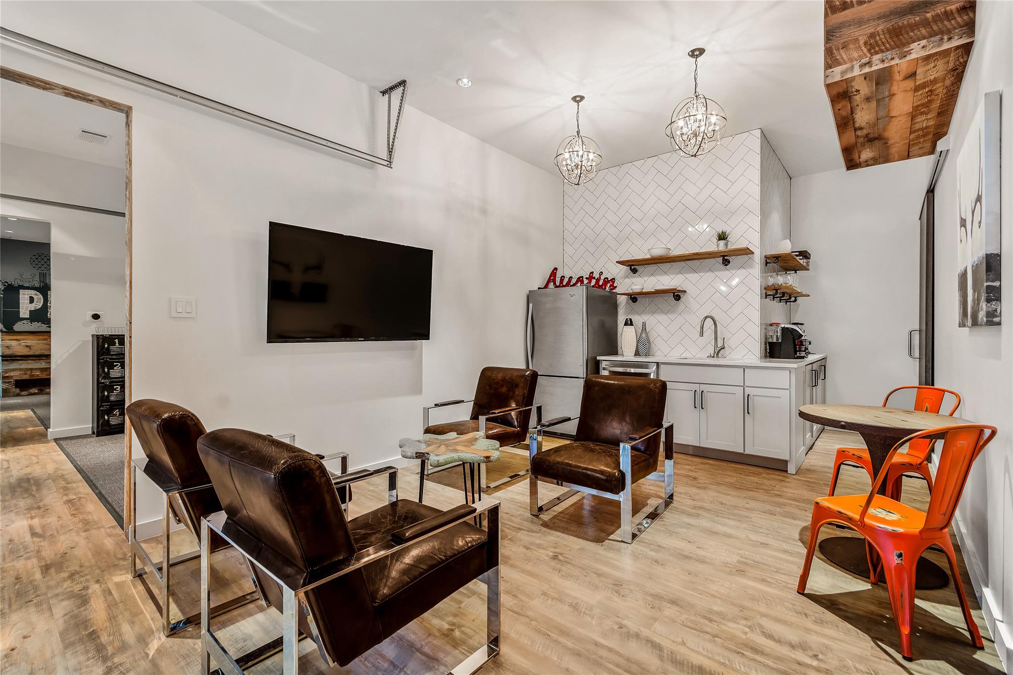 2606 Ranch Road 620 N