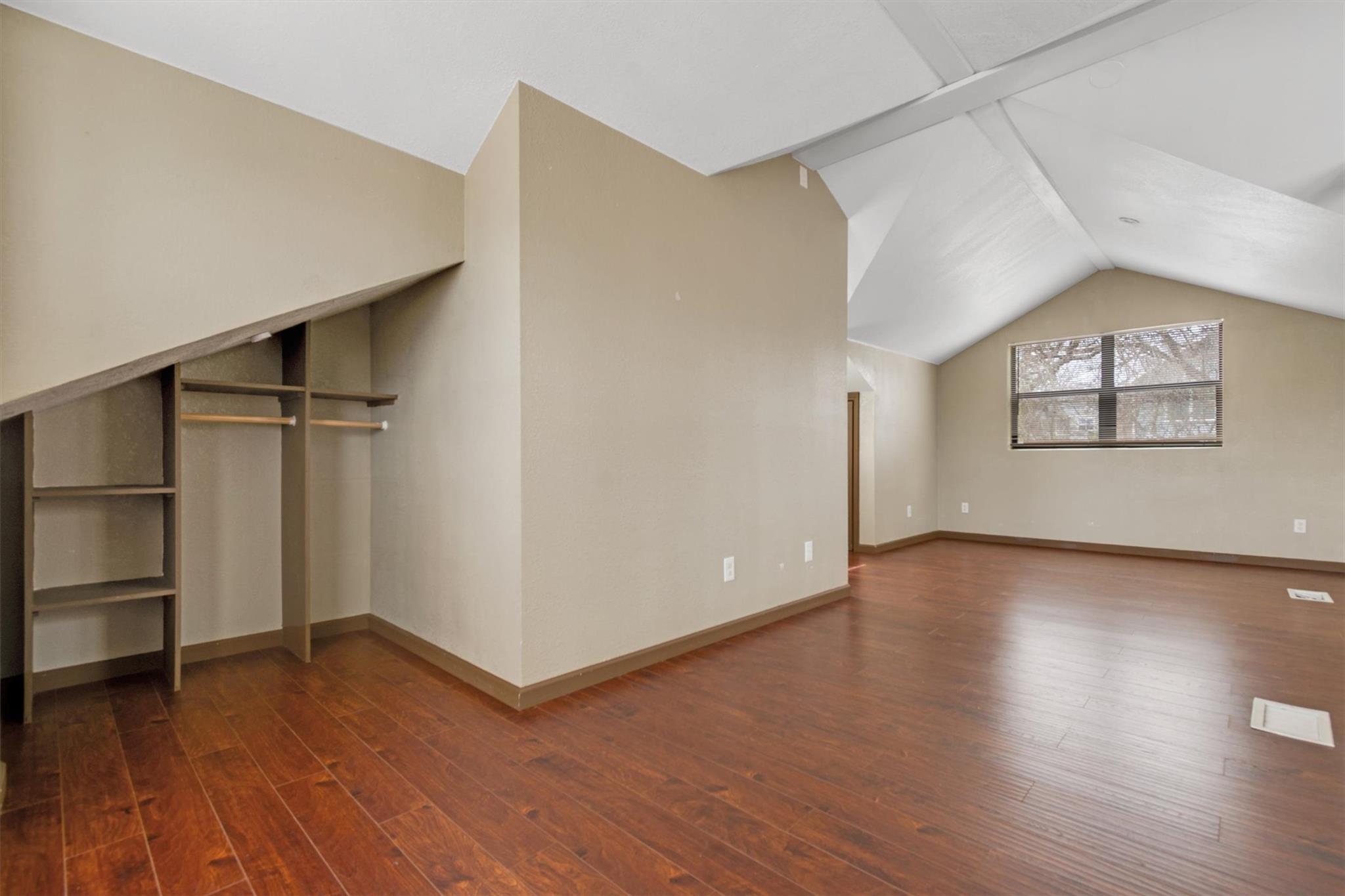 1400 N N Cuernavaca DR # B