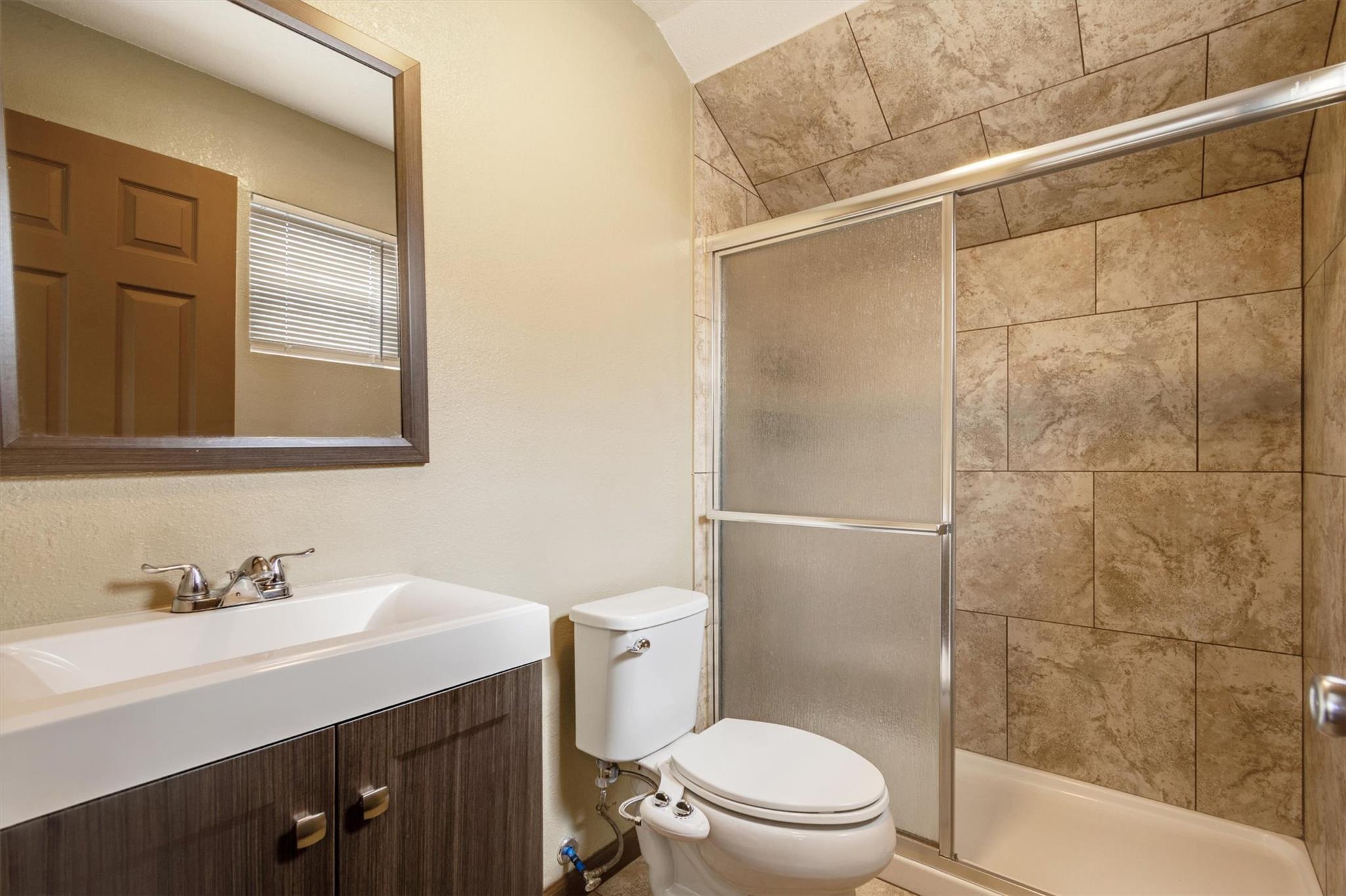 1400 N N Cuernavaca DR # B