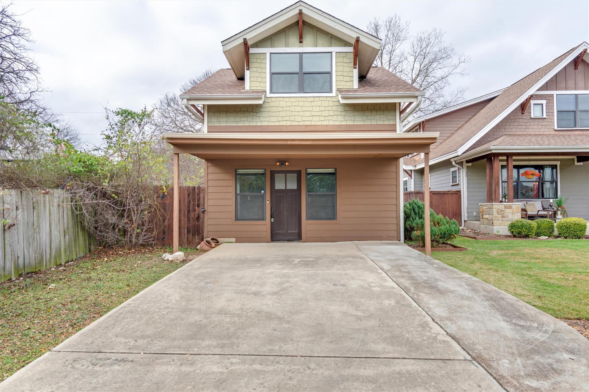 1400 N N Cuernavaca DR # B