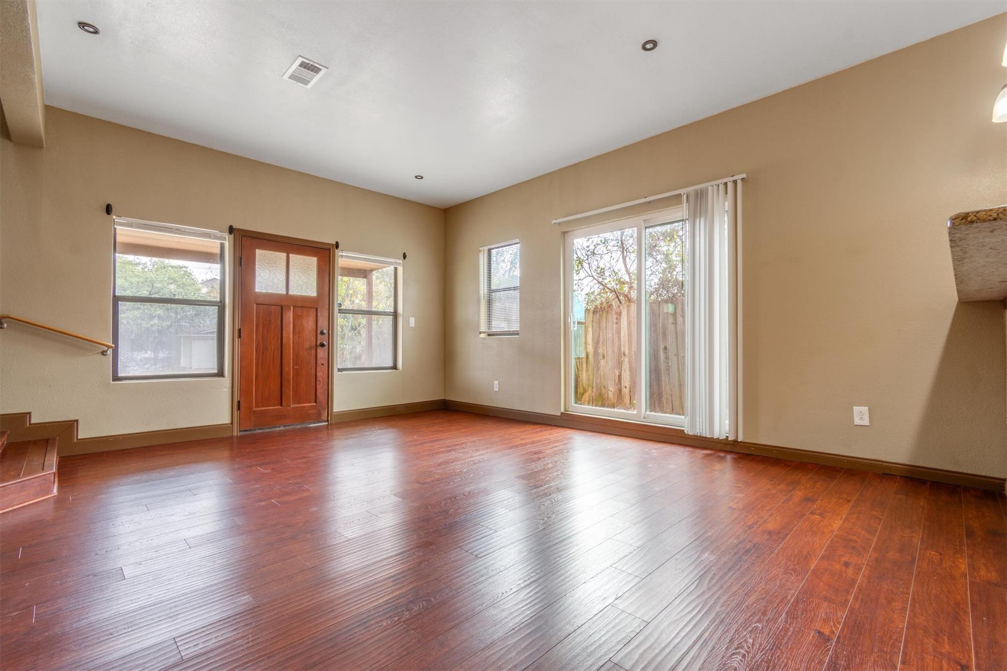 1400 N N Cuernavaca DR # B