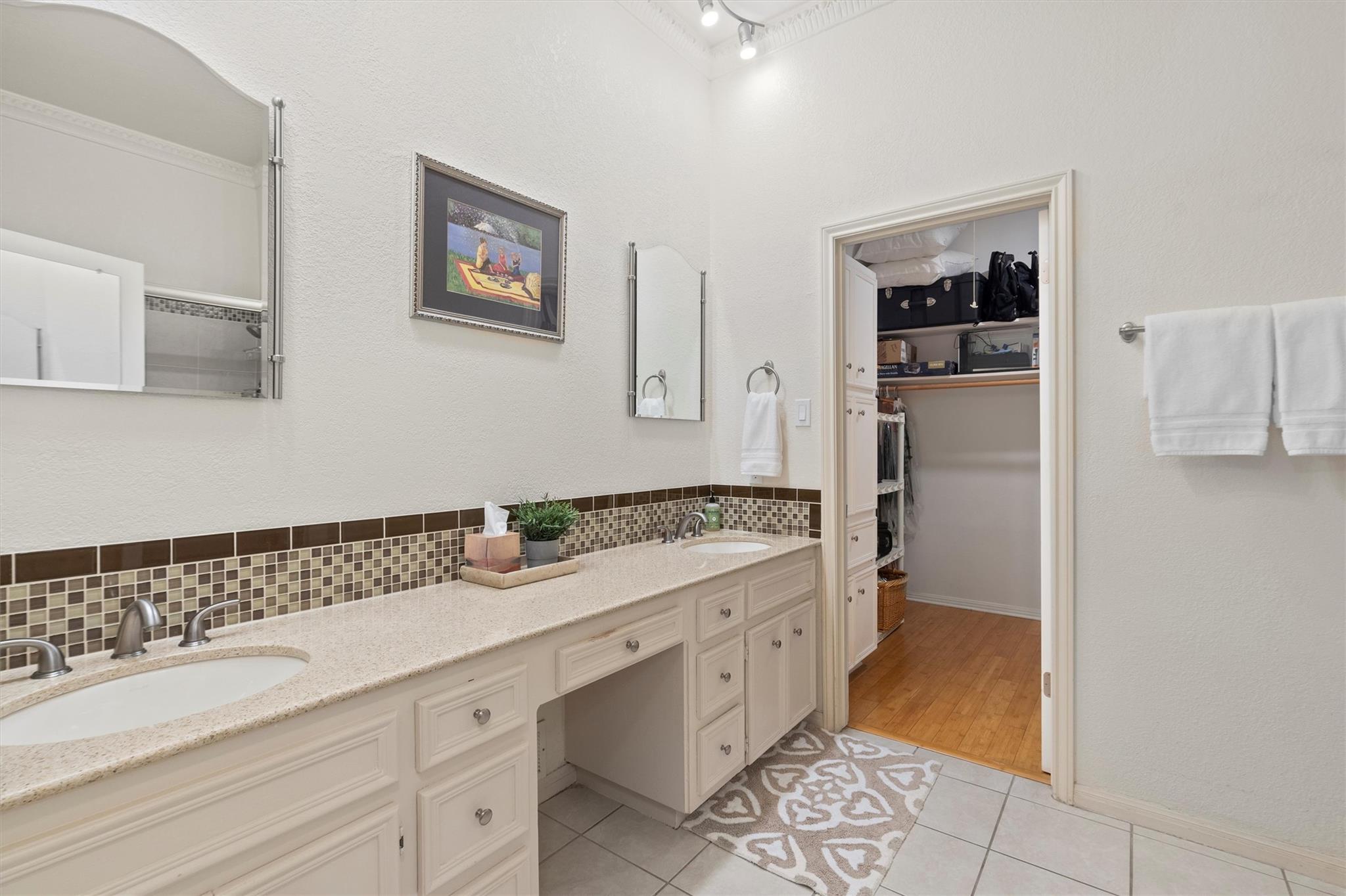 11003 Pinehurst DR # 6, Austin Unit: 6