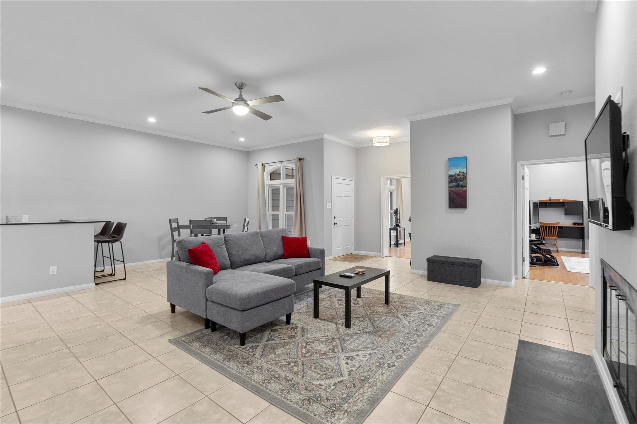 11003 Pinehurst DR # 6, Austin Unit: 6