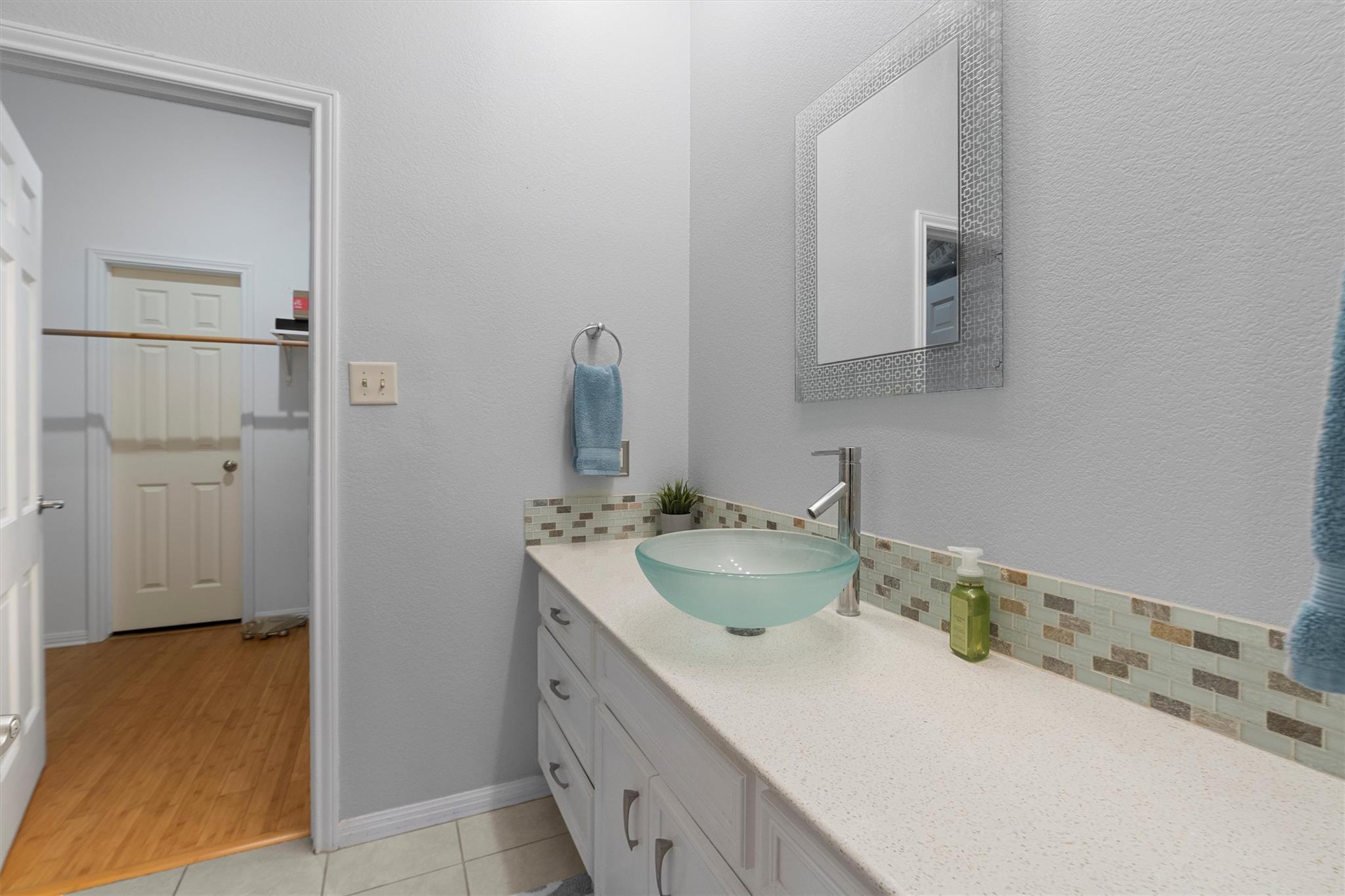 11003 Pinehurst DR # 6, Austin Unit: 6