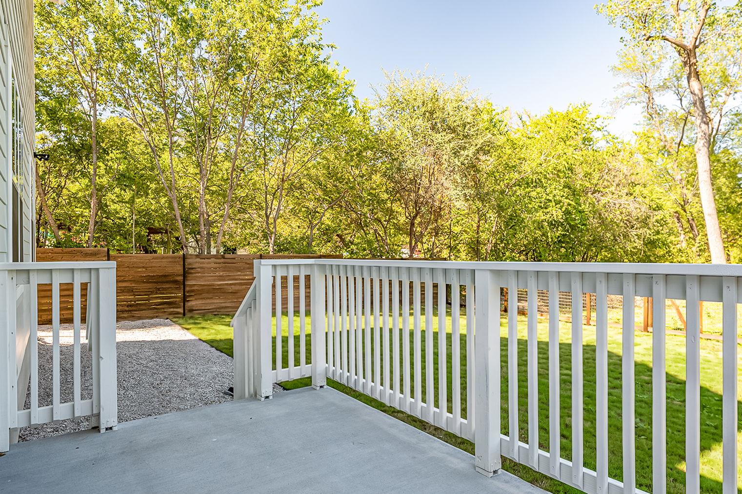 300 W Mockingbird LN # 2