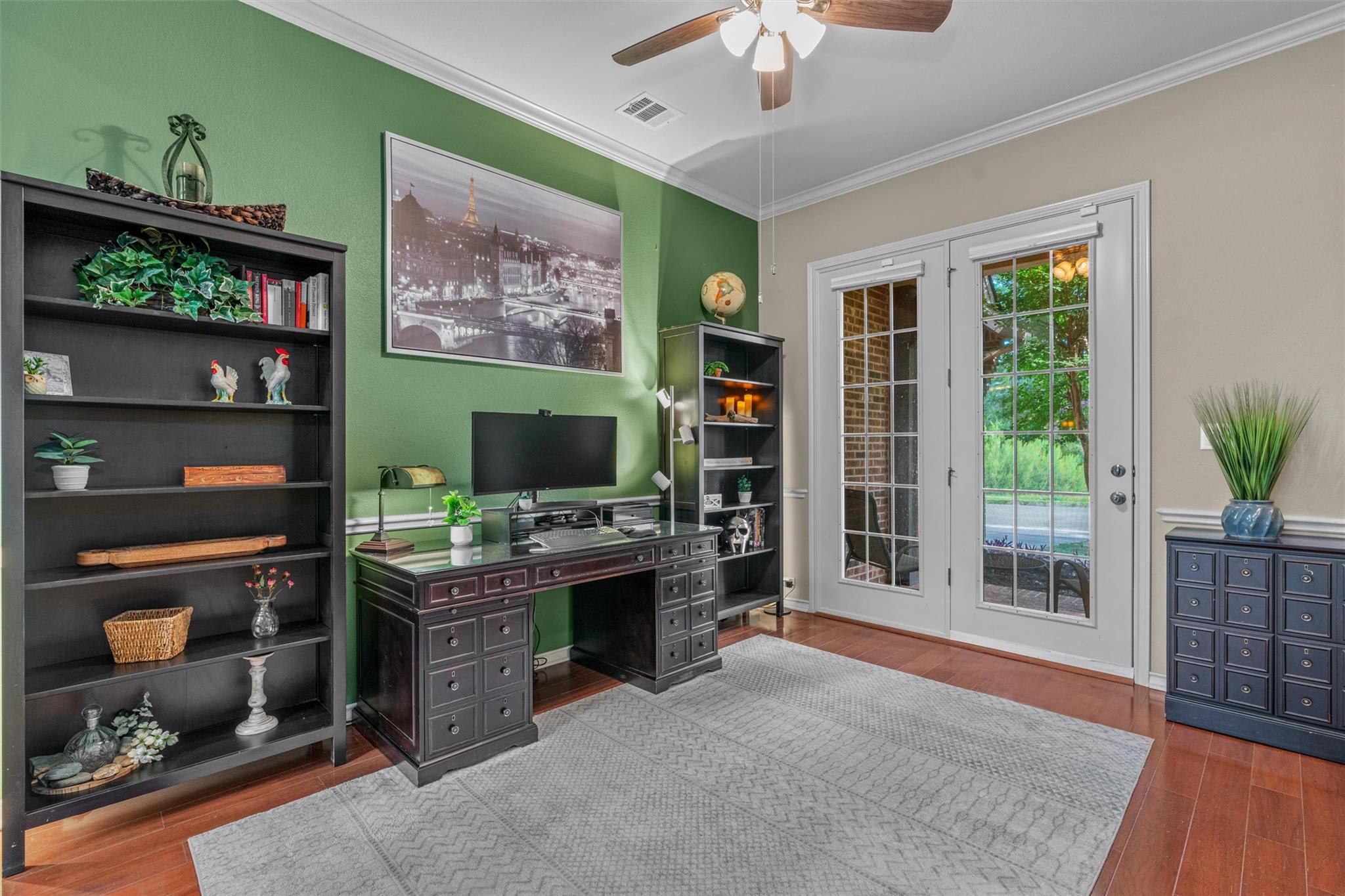 7505 Roaring Springs DR