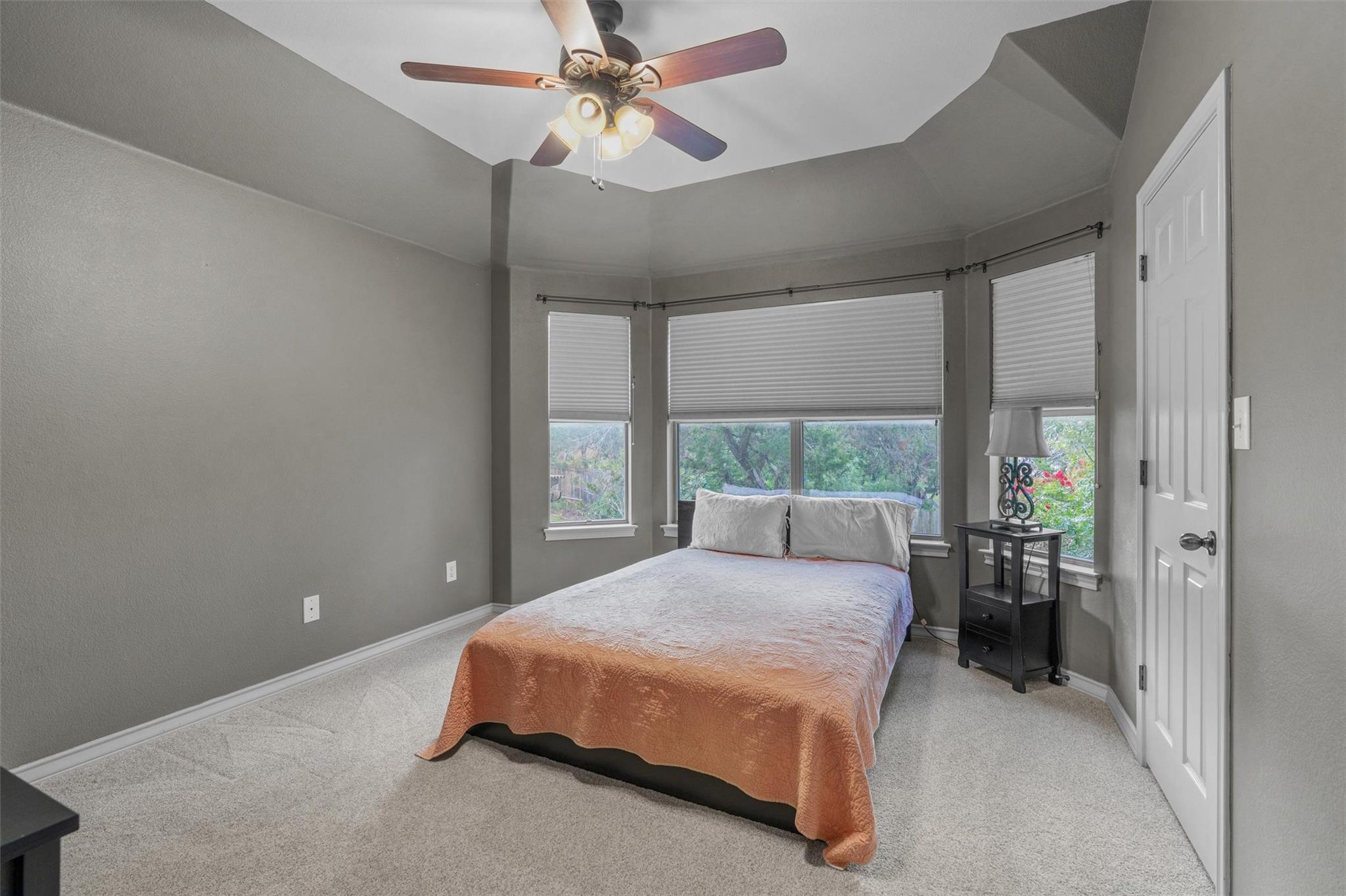 7505 Roaring Springs DR