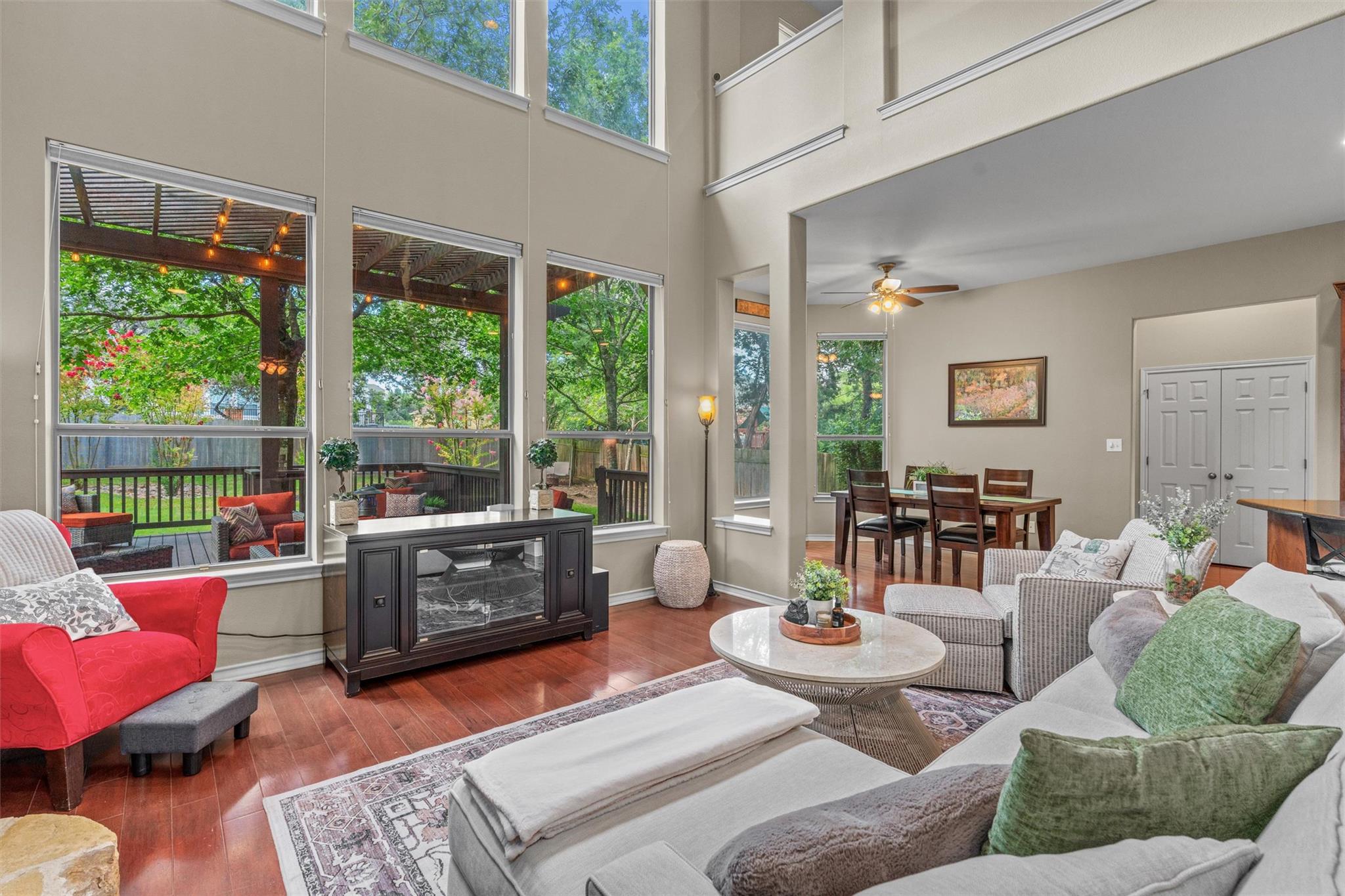 7505 Roaring Springs DR