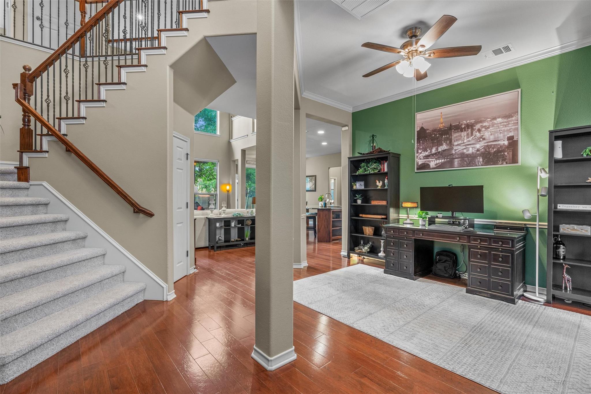 7505 Roaring Springs DR