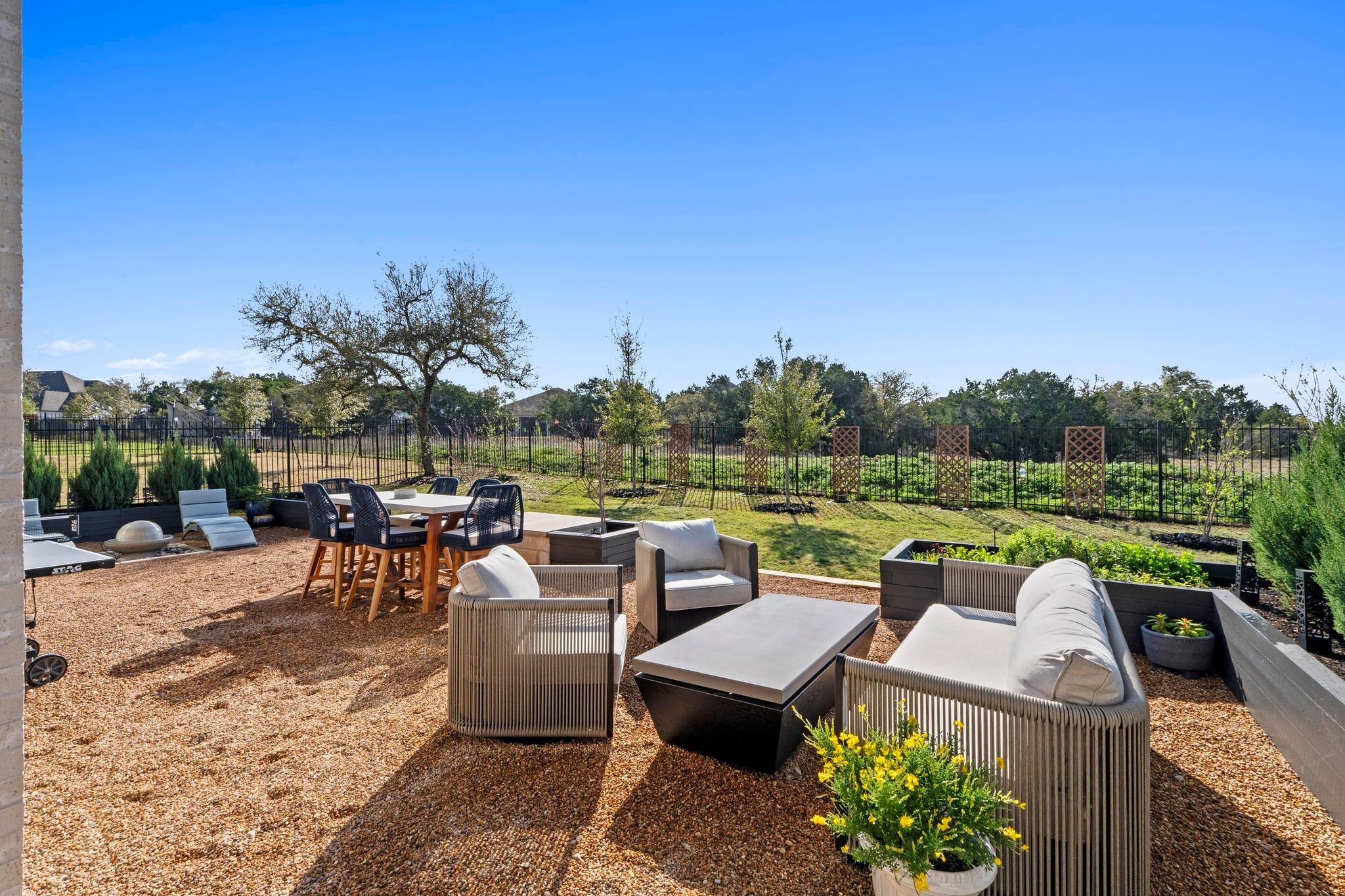 668 Two Creeks LN