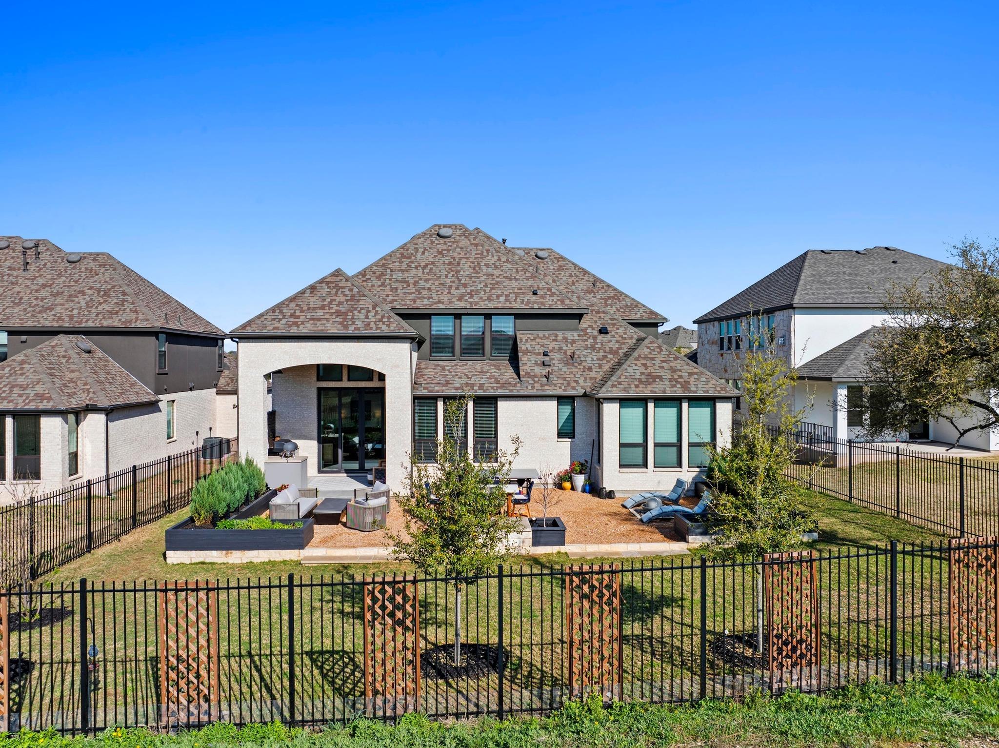 668 Two Creeks LN