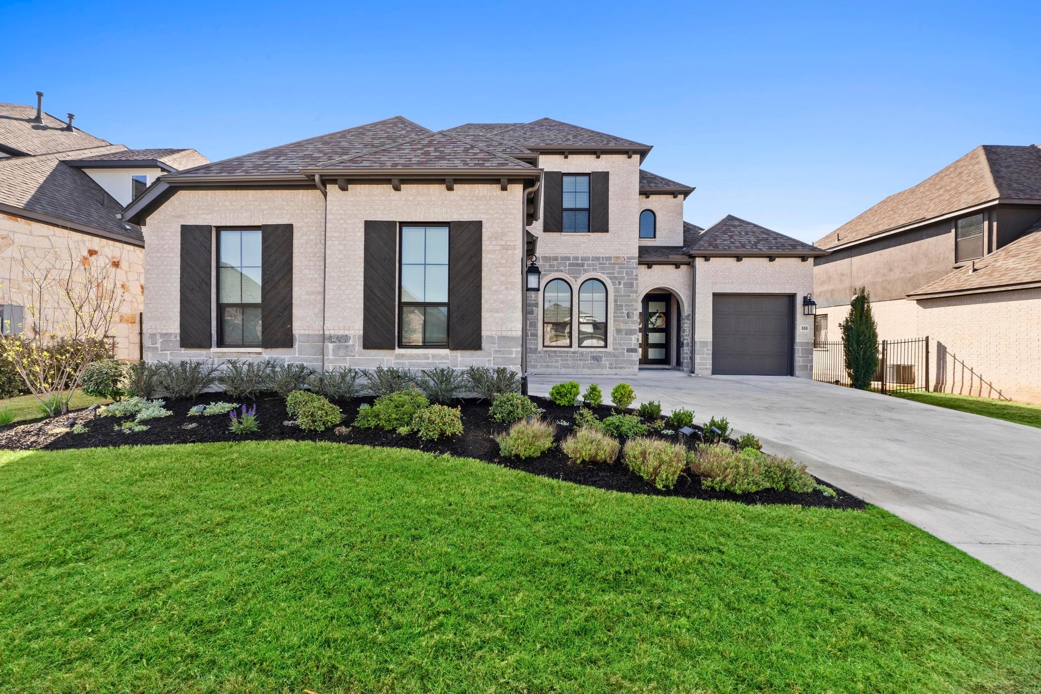 668 Two Creeks LN