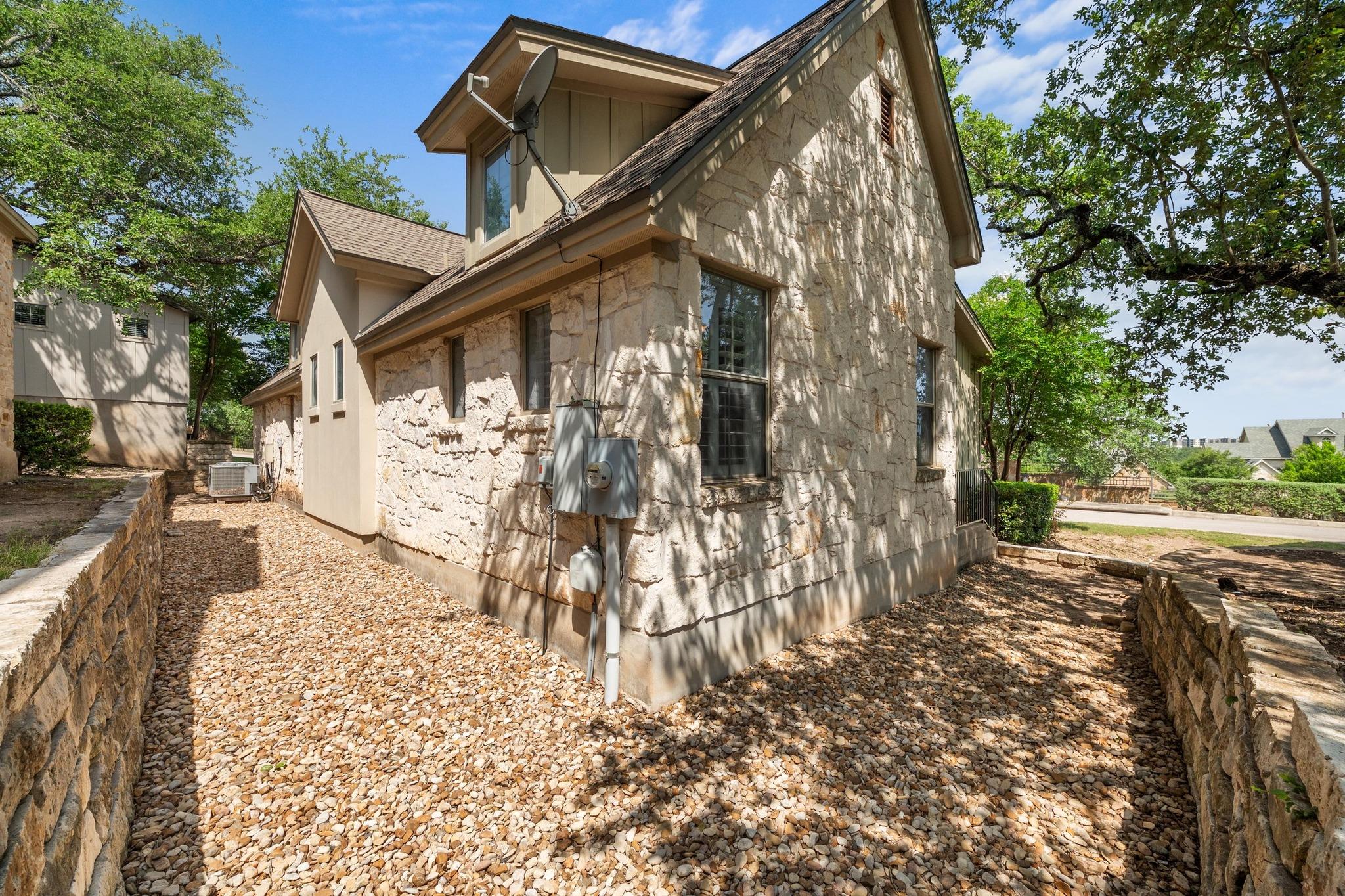 6201 River Place Boulevard BLVD # 4