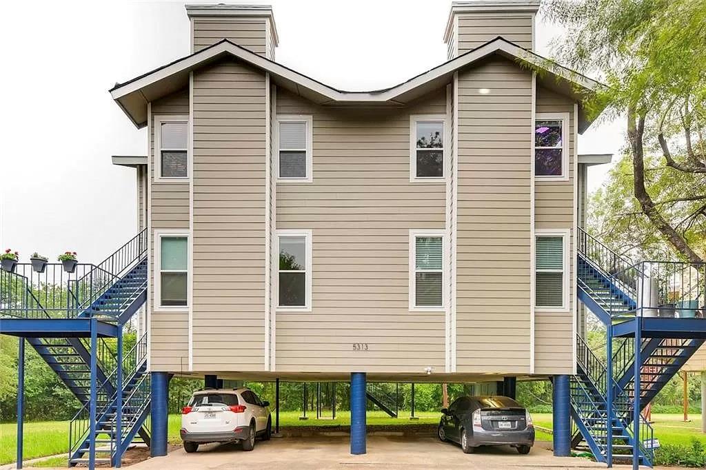 5313 Indio DR Unit C