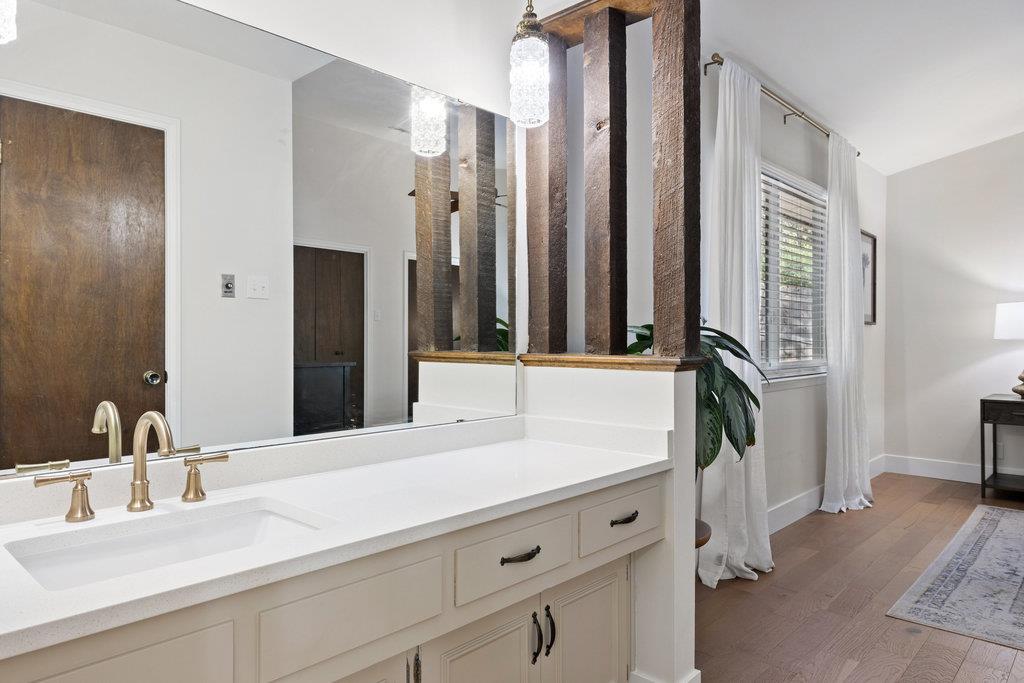 2401 Vassal DR, Austin