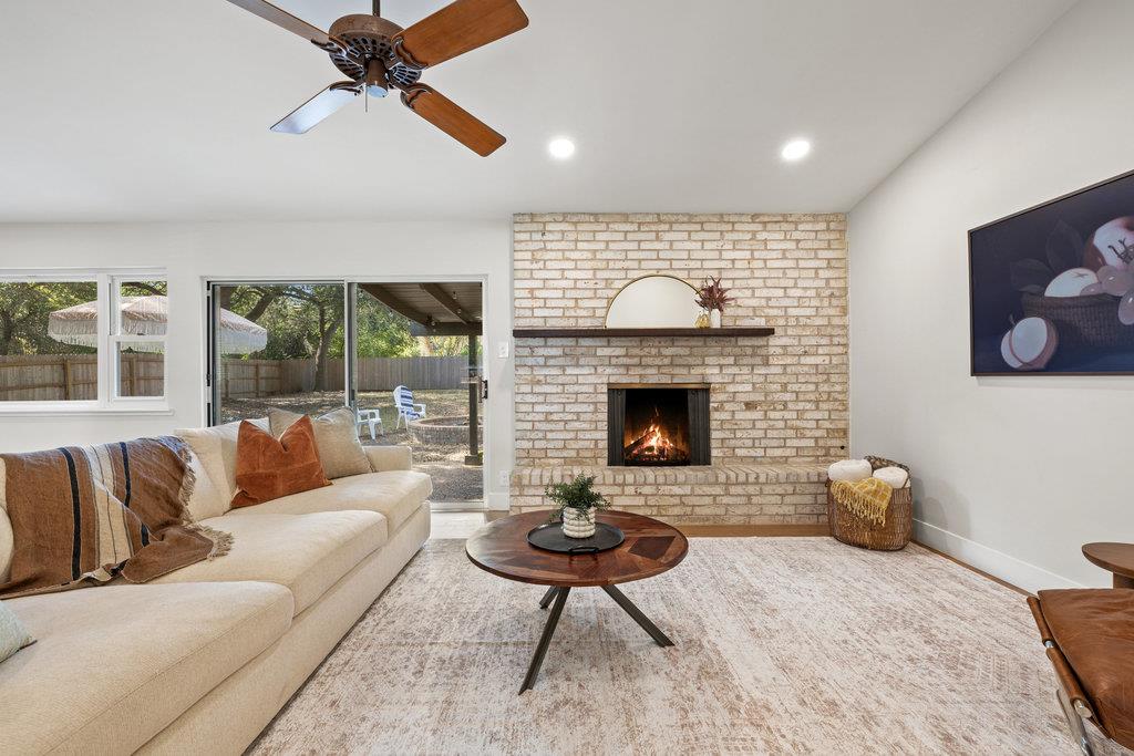 2401 Vassal DR, Austin