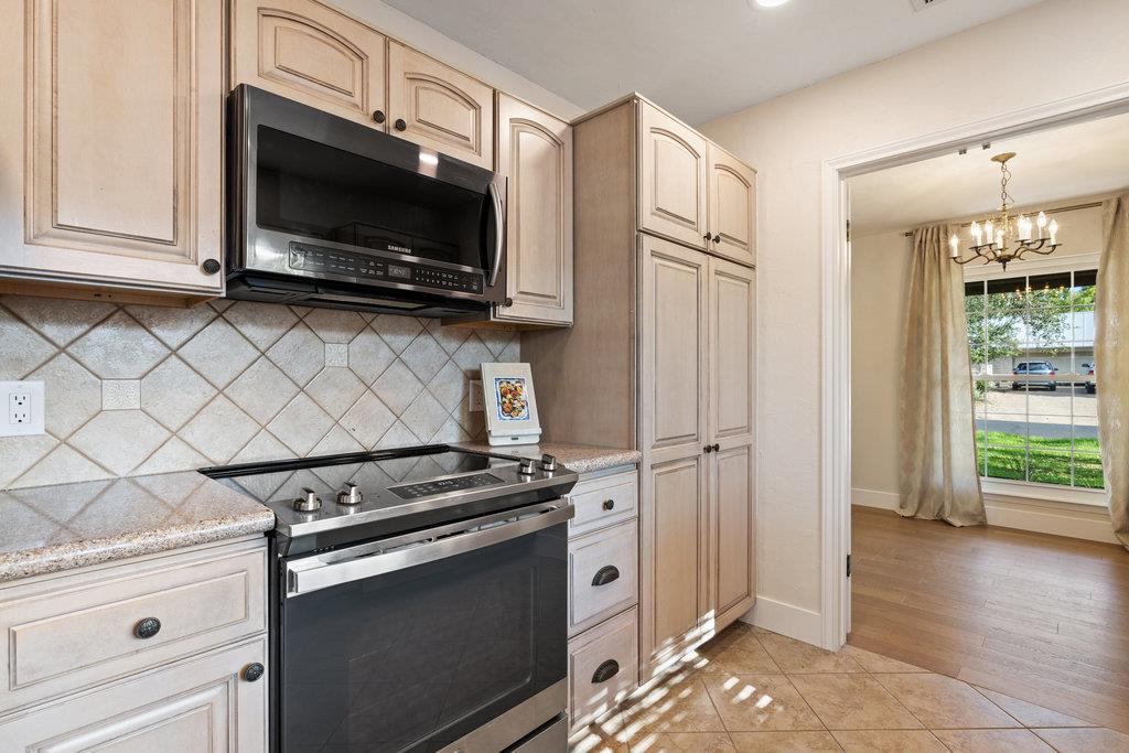 2401 Vassal DR, Austin