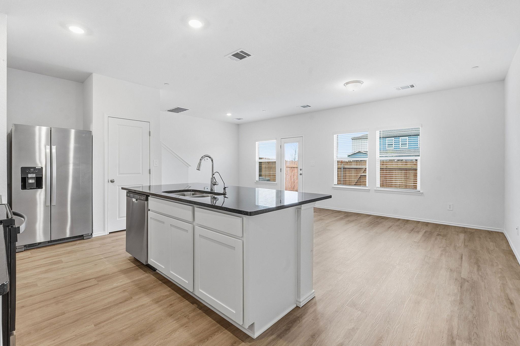 164 Cinnabar LN # 4