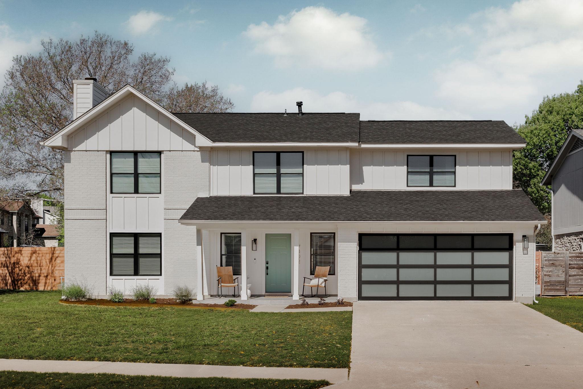 7402 Whistlestop DR