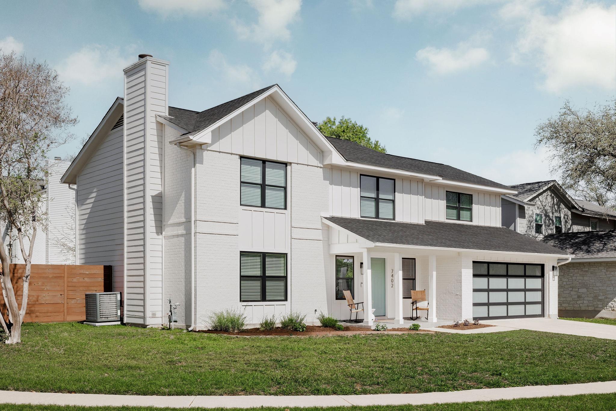 7402 Whistlestop DR
