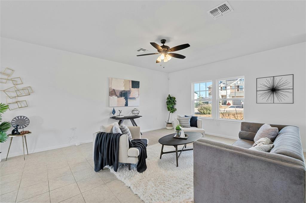 9713 Grapevine Leaf DR