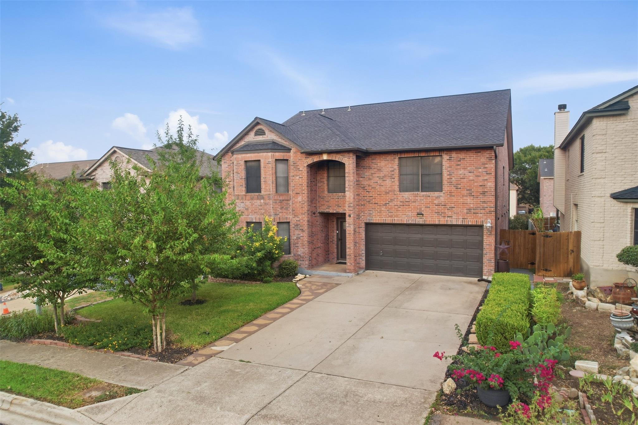 2423 Lavendale CT