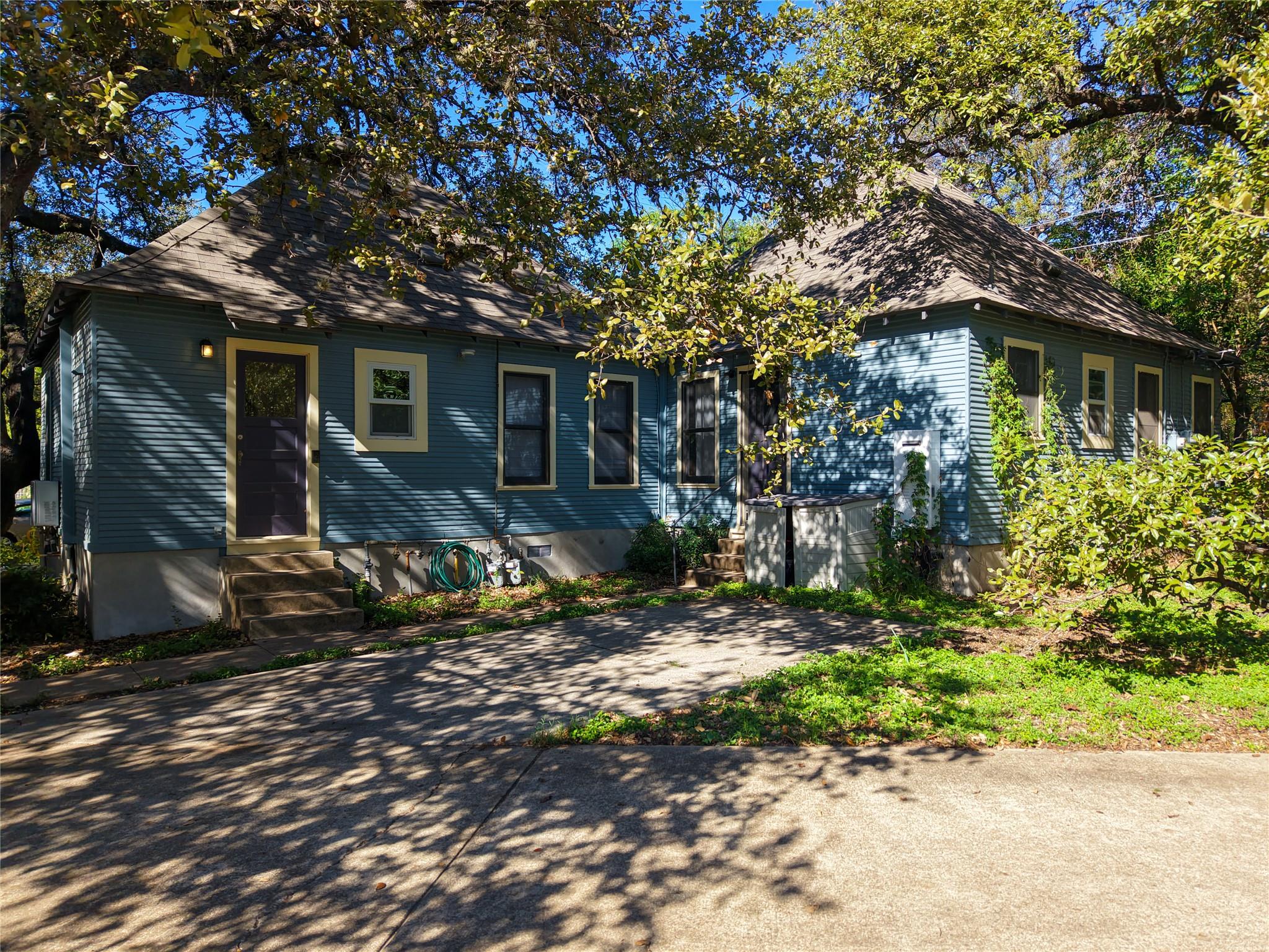 3407 Hampton RD # B Unit: A and B