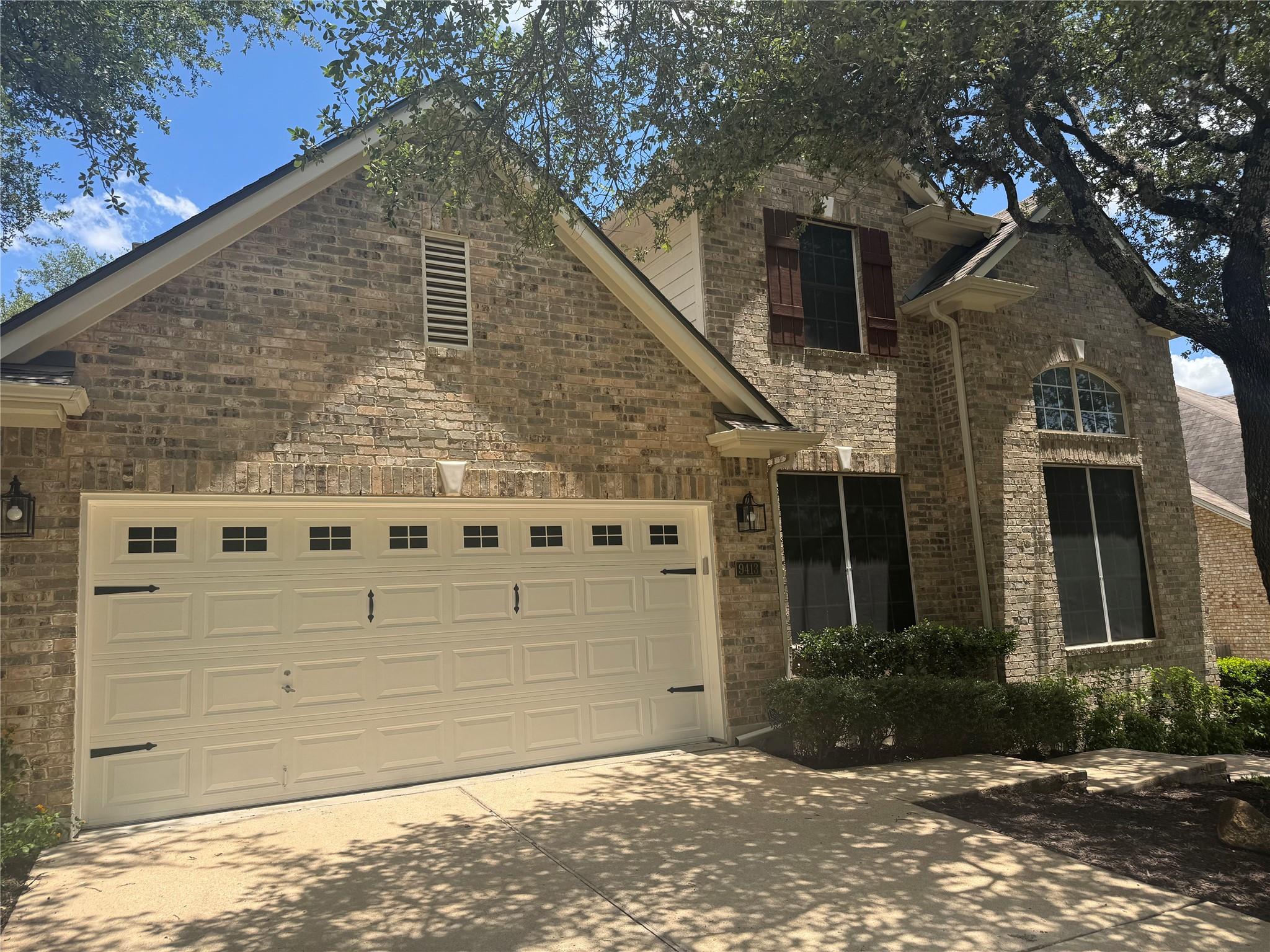 9413 Jenaro CT