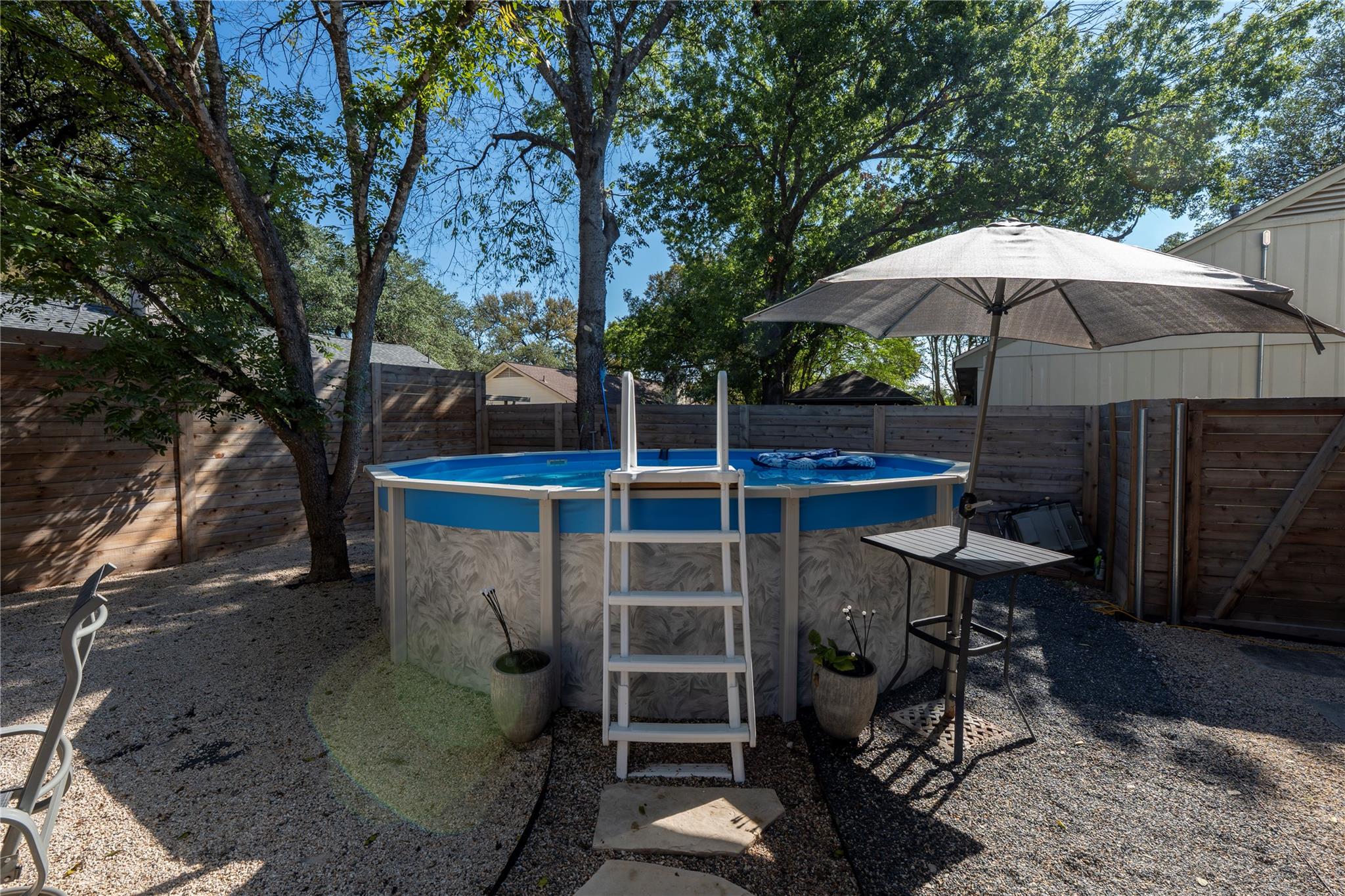 806 Tensley TRL