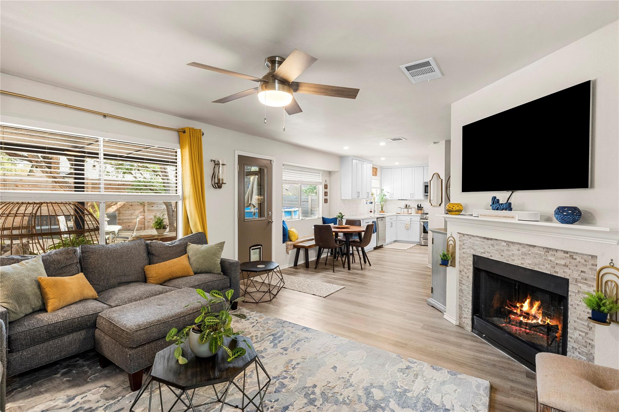 806 Tensley TRL