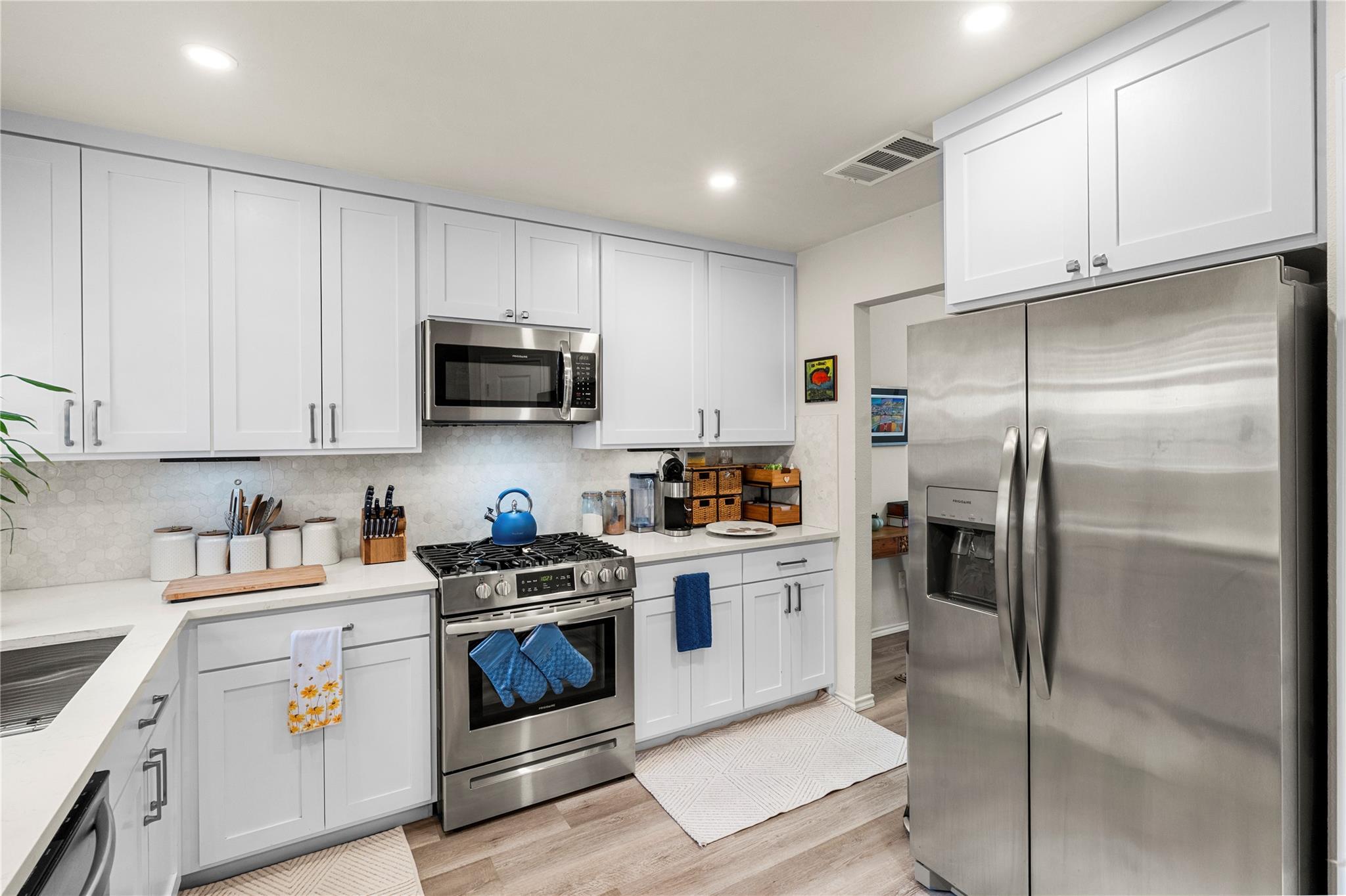 806 Tensley TRL