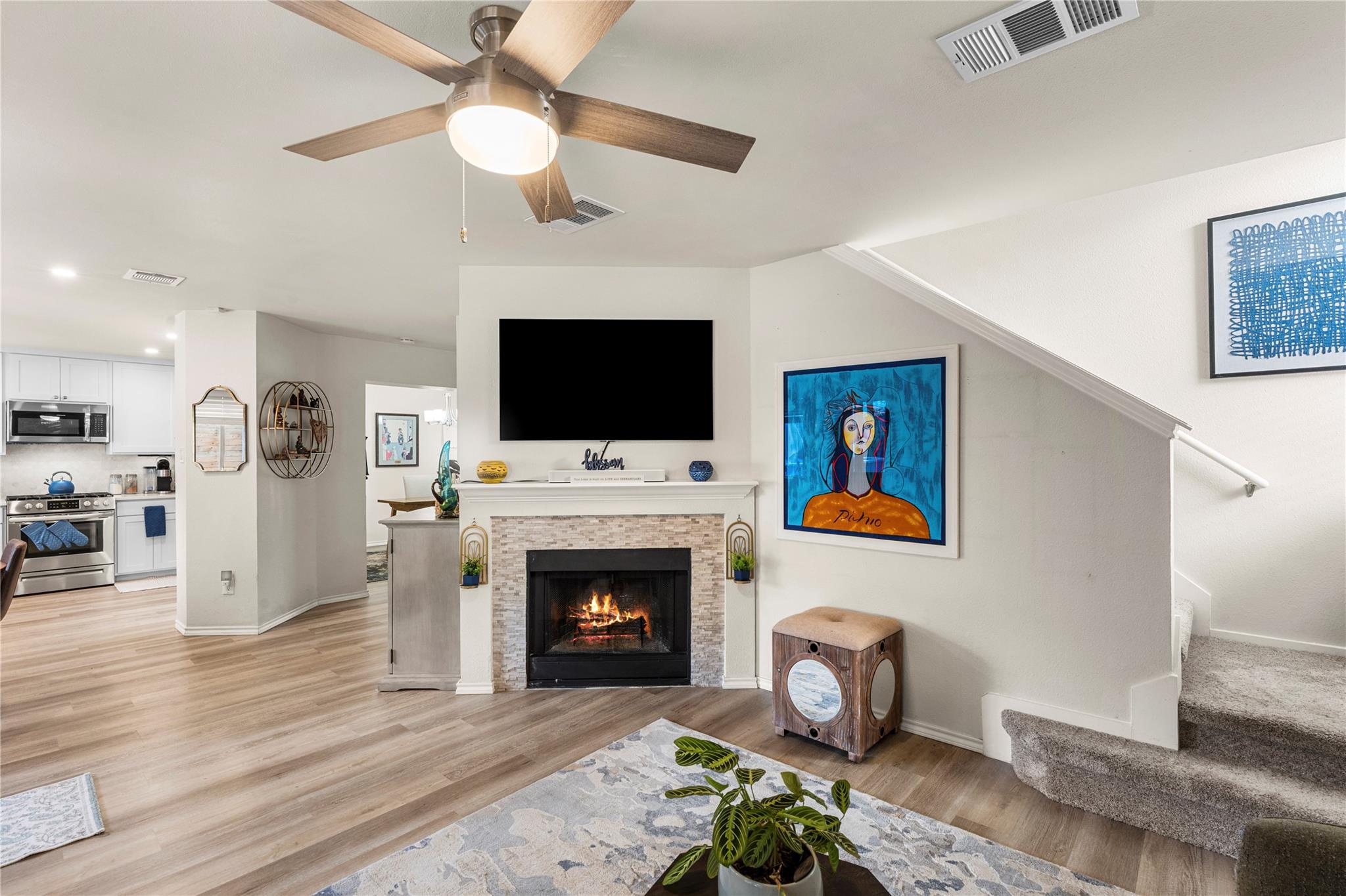 806 Tensley TRL