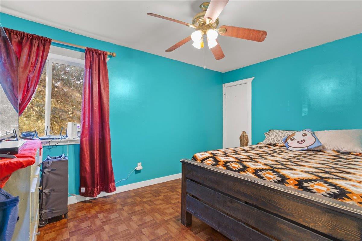 12217 Shropshire BLVD