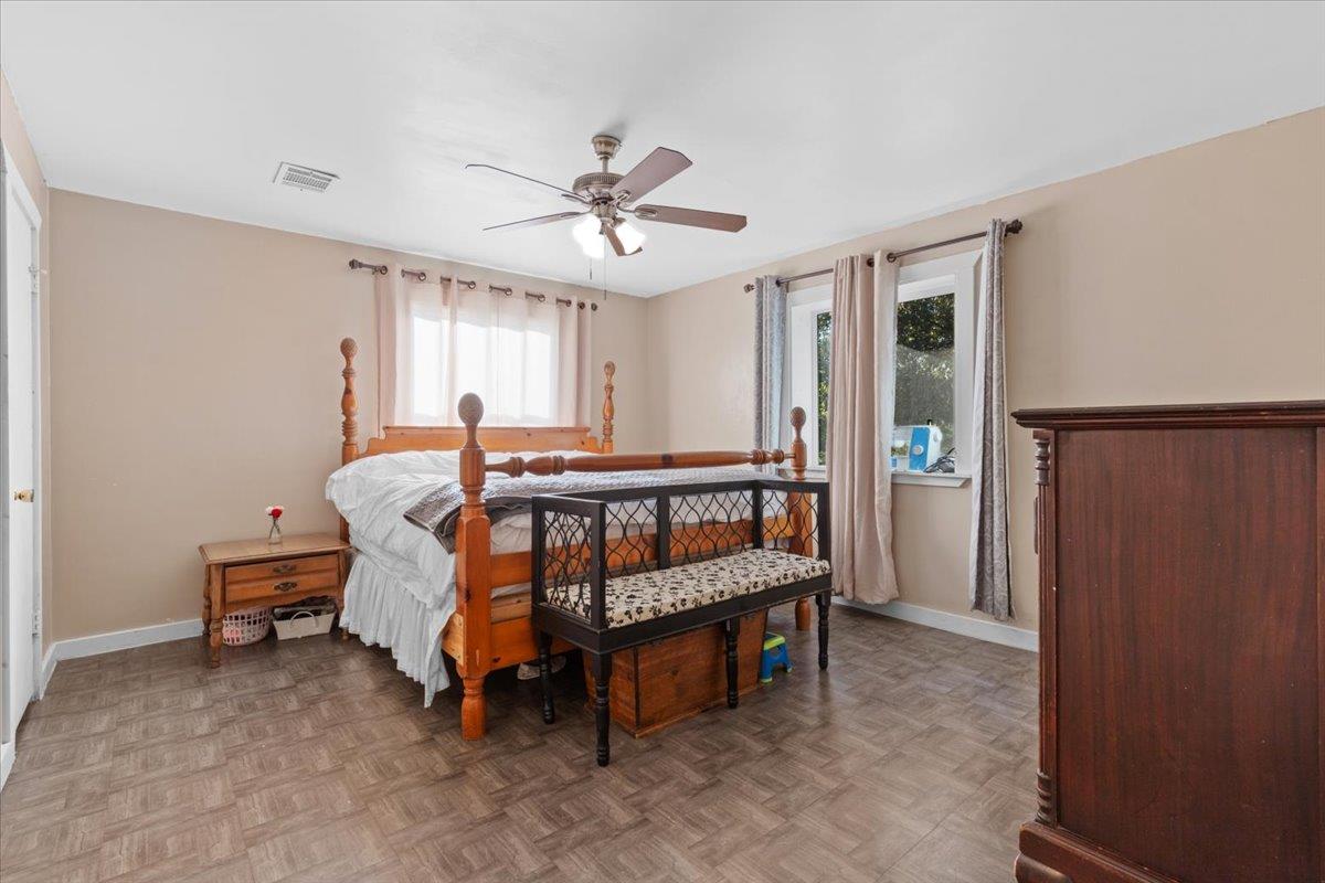 12217 Shropshire BLVD