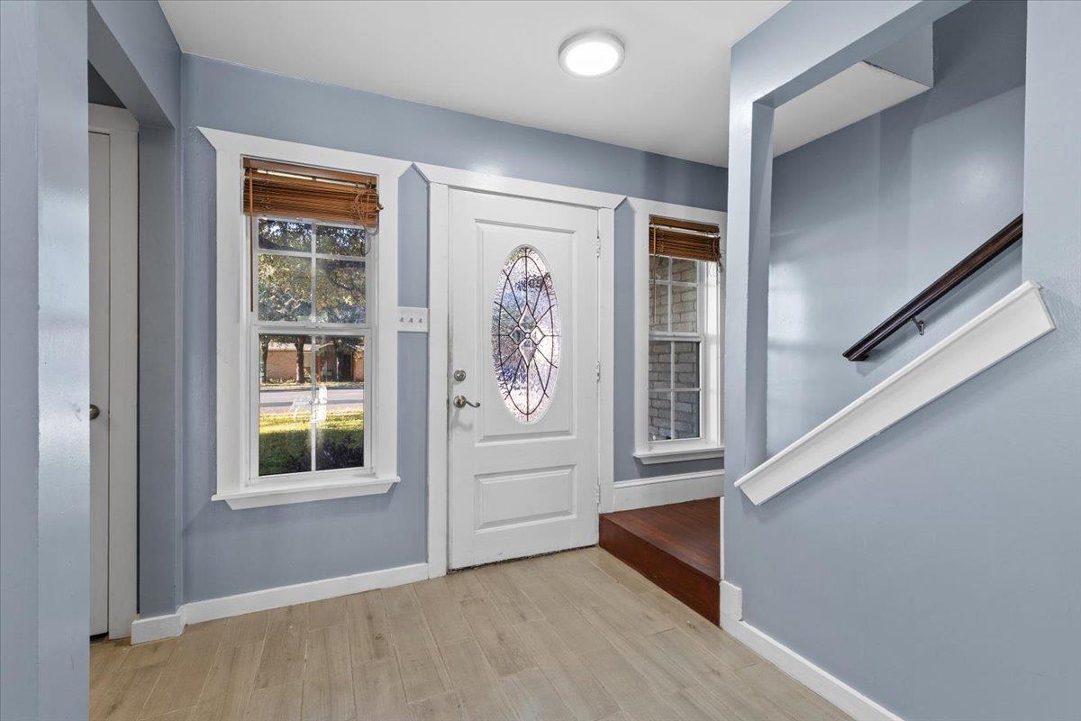 12217 Shropshire BLVD