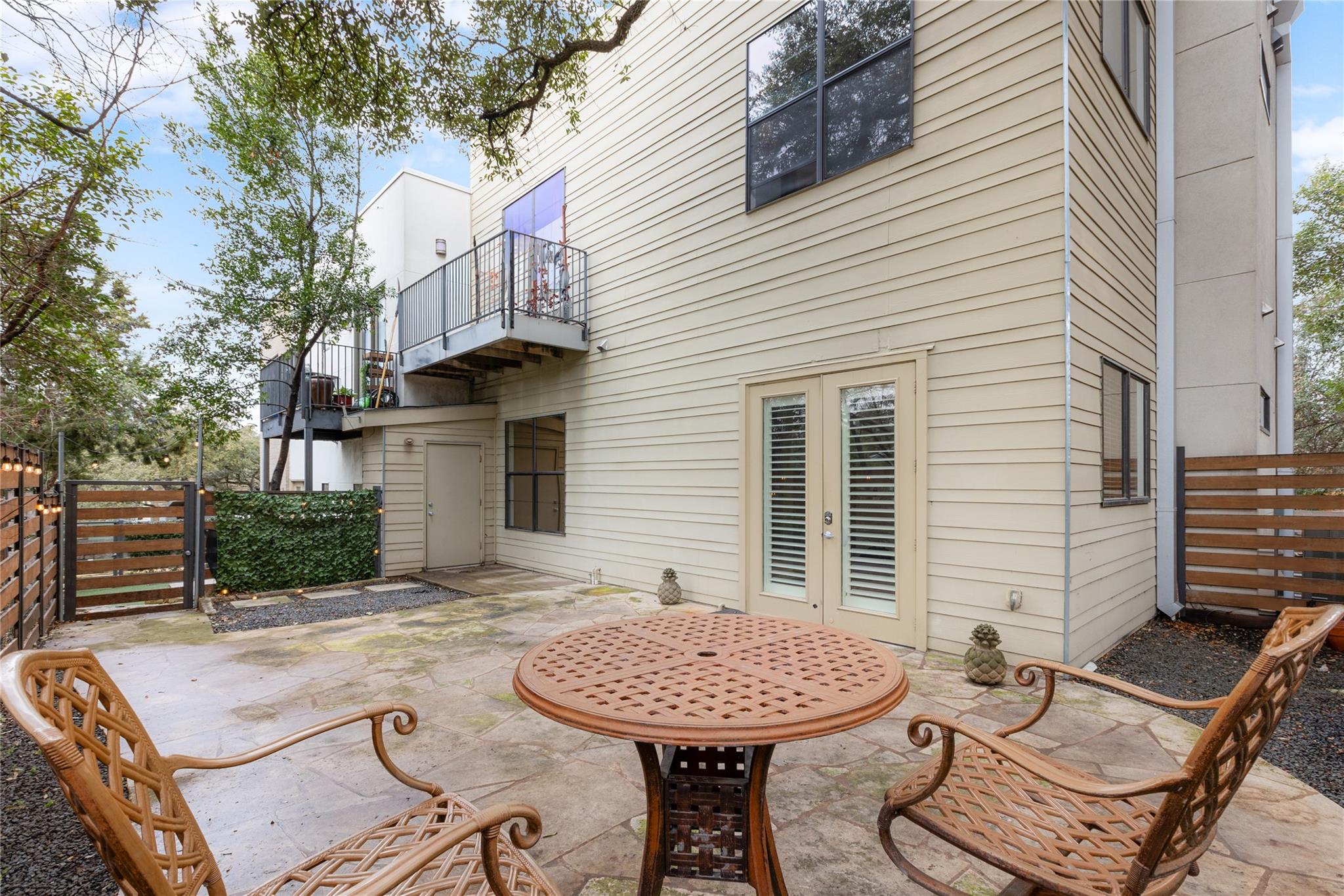 707 Cardinal LN # E2