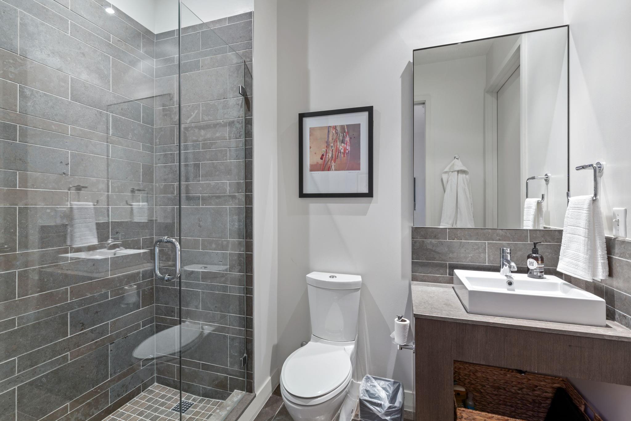 210 Lavaca ST # 1902